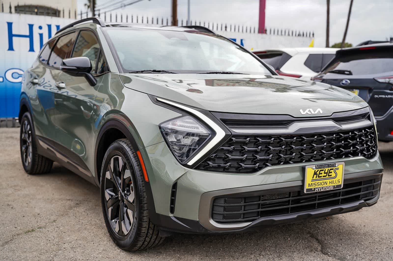 Thumbnail: 2023 Kia Sportage - 3