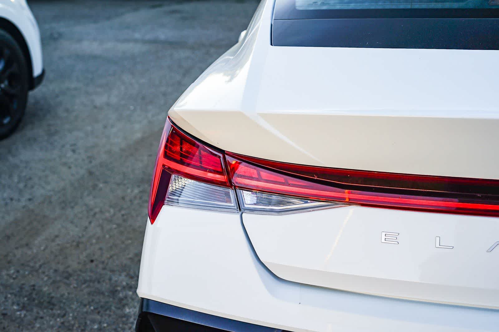 Thumbnail: 2025 Hyundai Elantra - 10