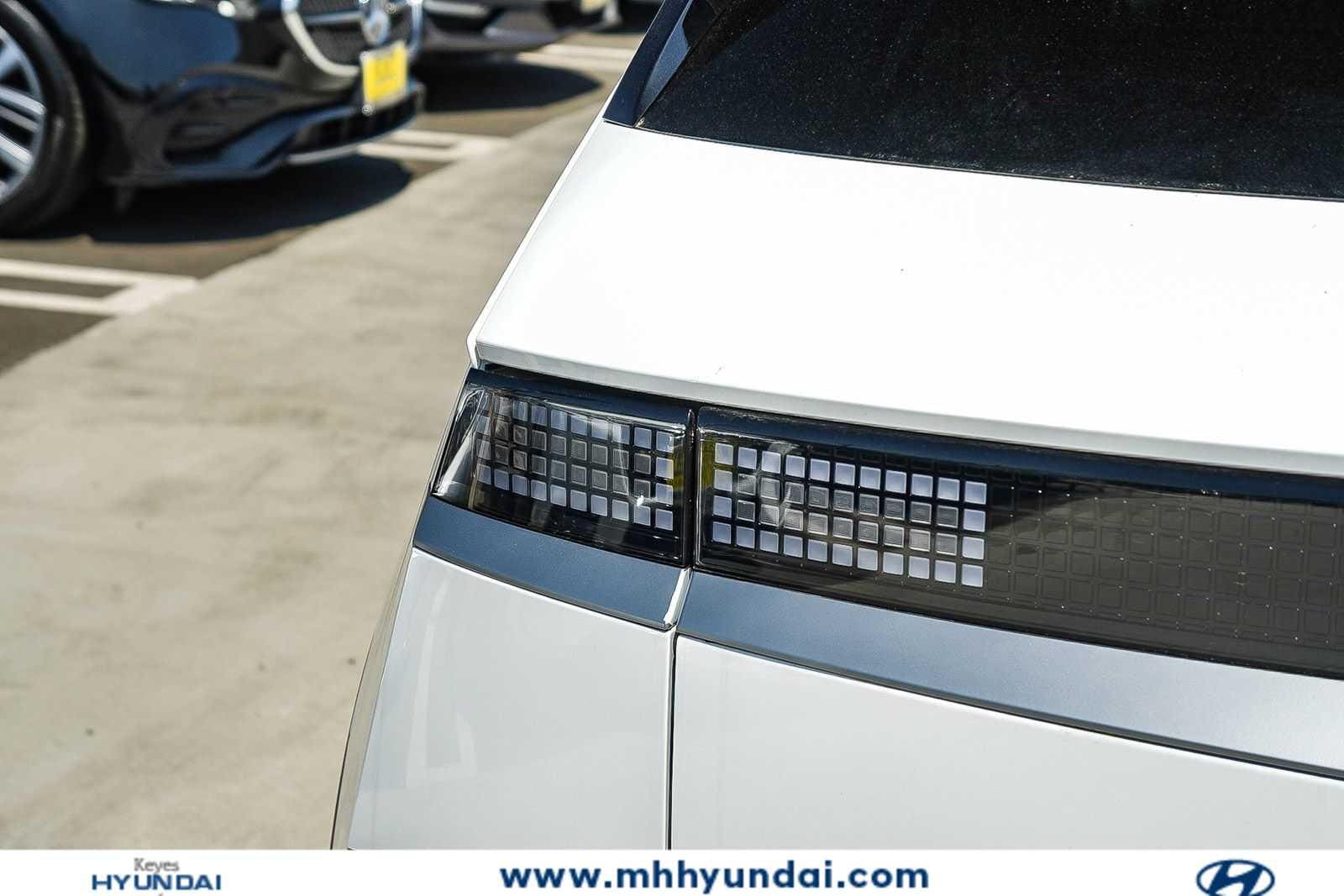 Thumbnail: 2026 Hyundai Ioniq 5 - 7
