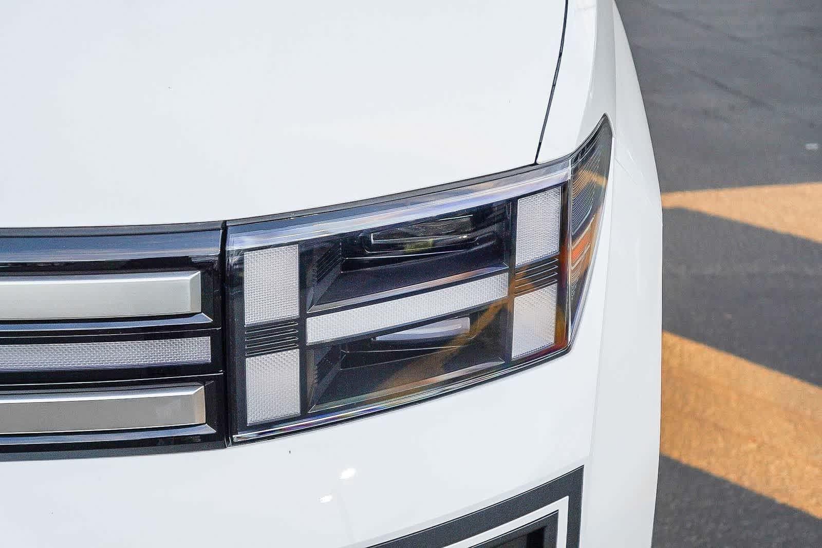 Thumbnail: 2026 Hyundai Santa Fe - 8