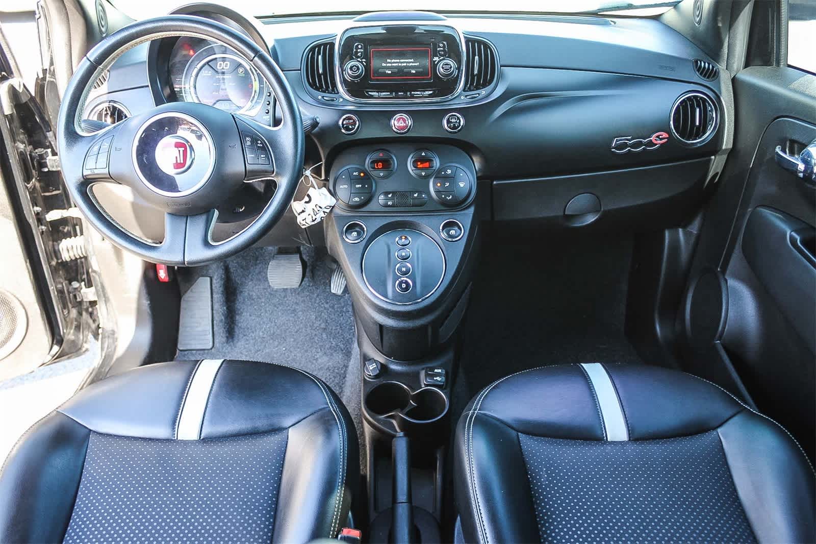 Thumbnail: 2019 Fiat 500e - 14
