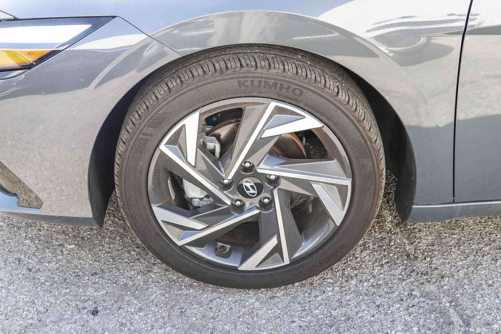 Thumbnail: 2025 Hyundai Elantra - 9