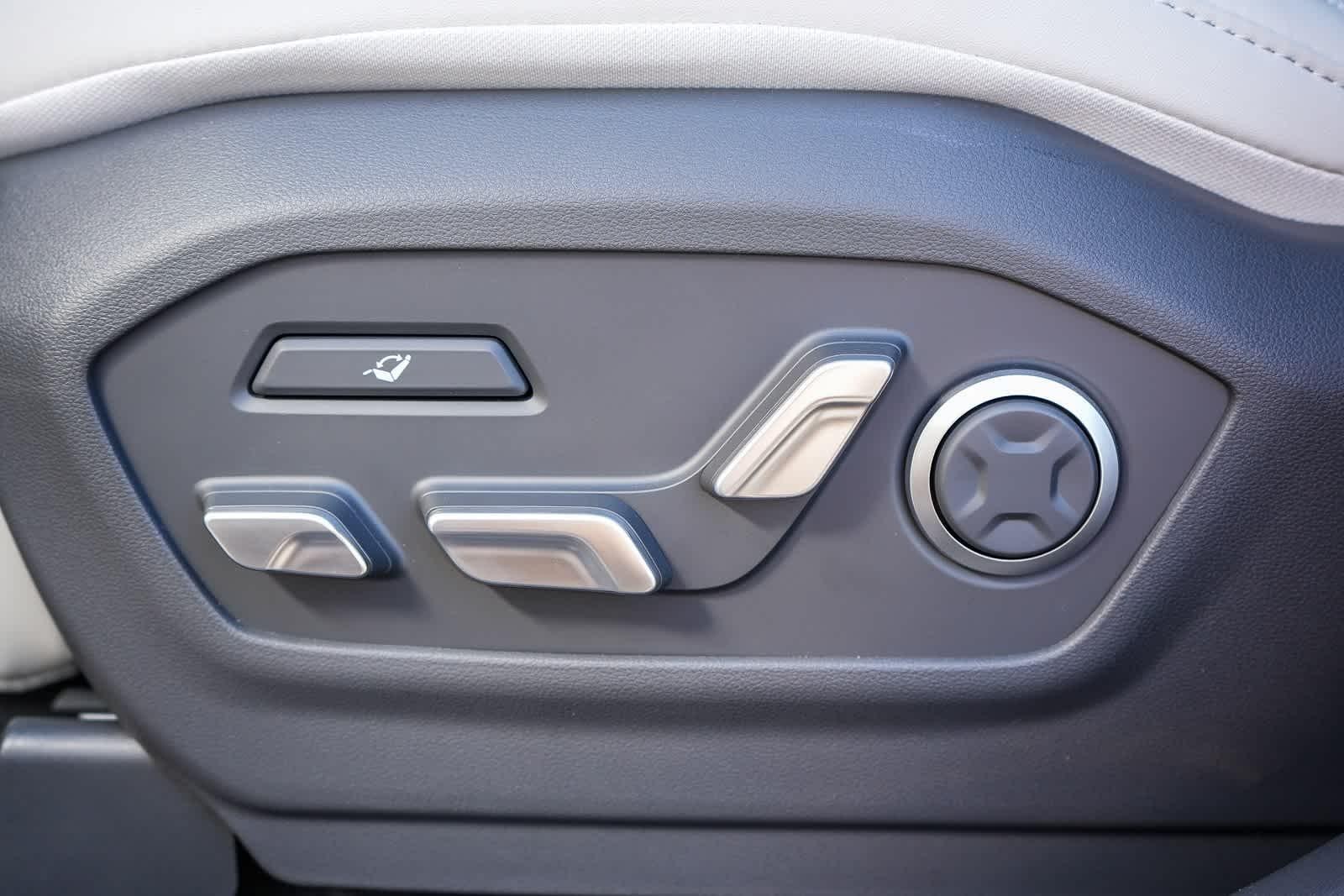 Thumbnail: 2026 Hyundai Santa Fe - 22