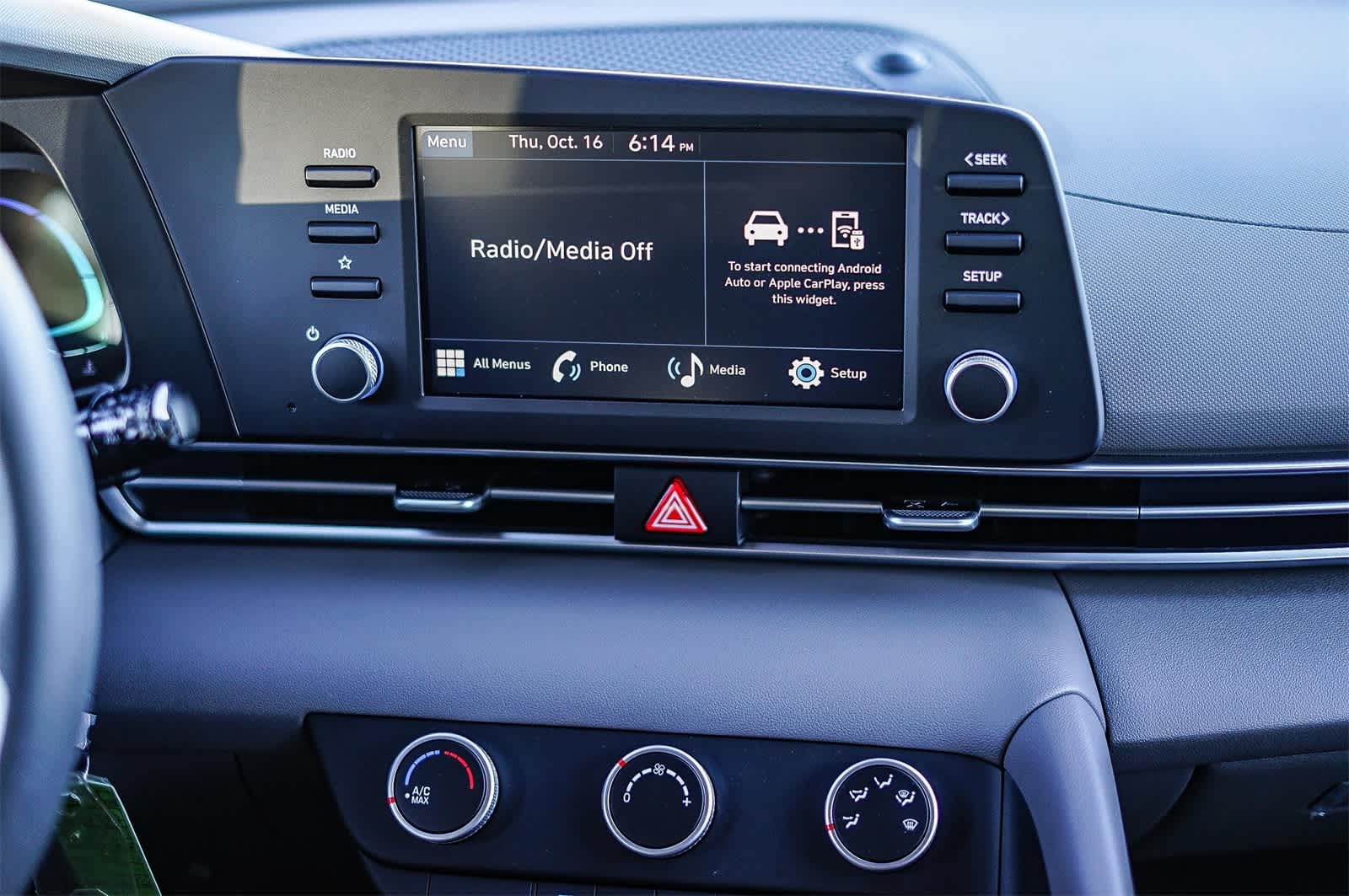 Thumbnail: 2025 Hyundai Elantra - 17