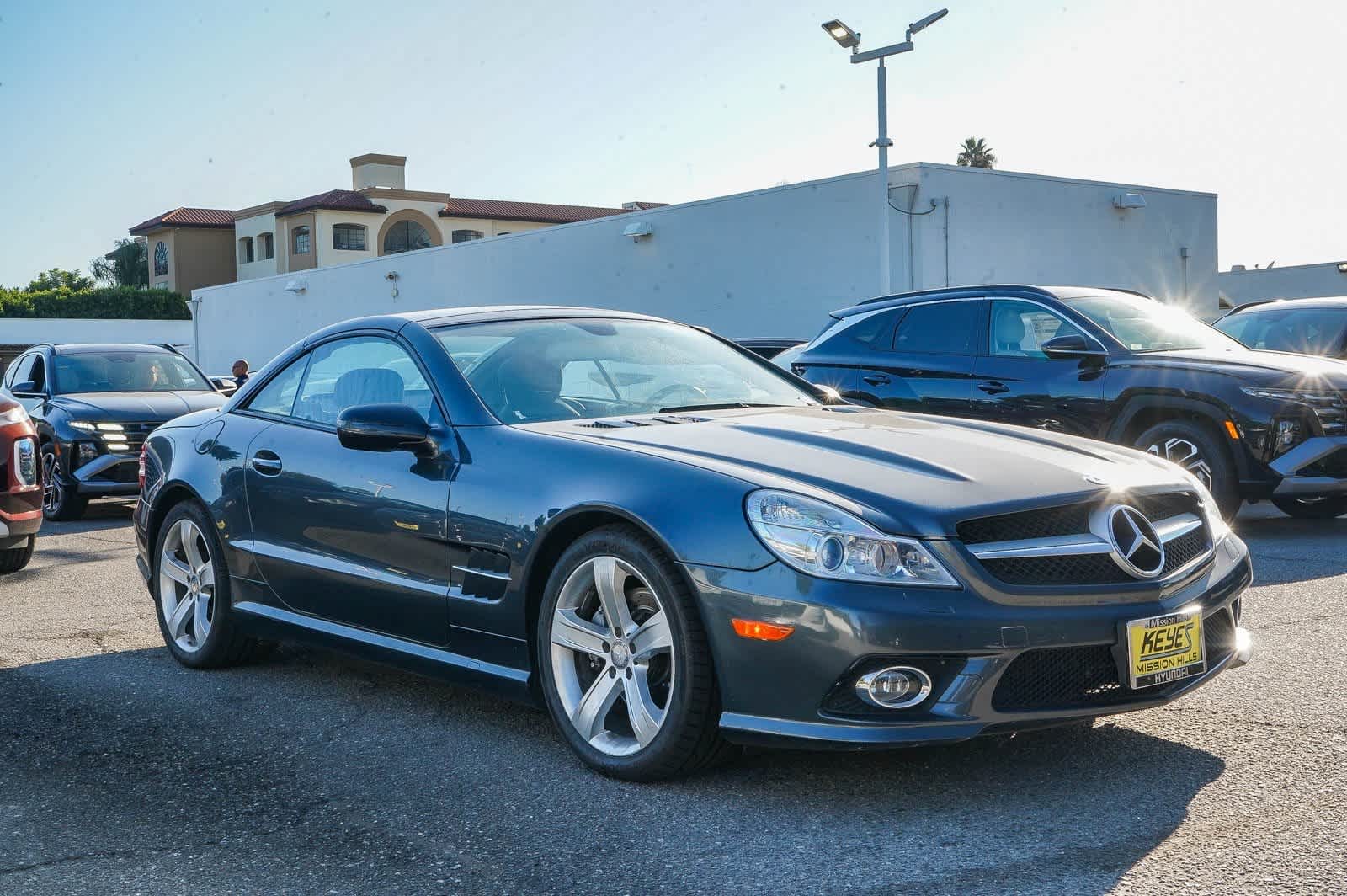 Thumbnail: 2009 Mercedes-Benz SL-Class - 3