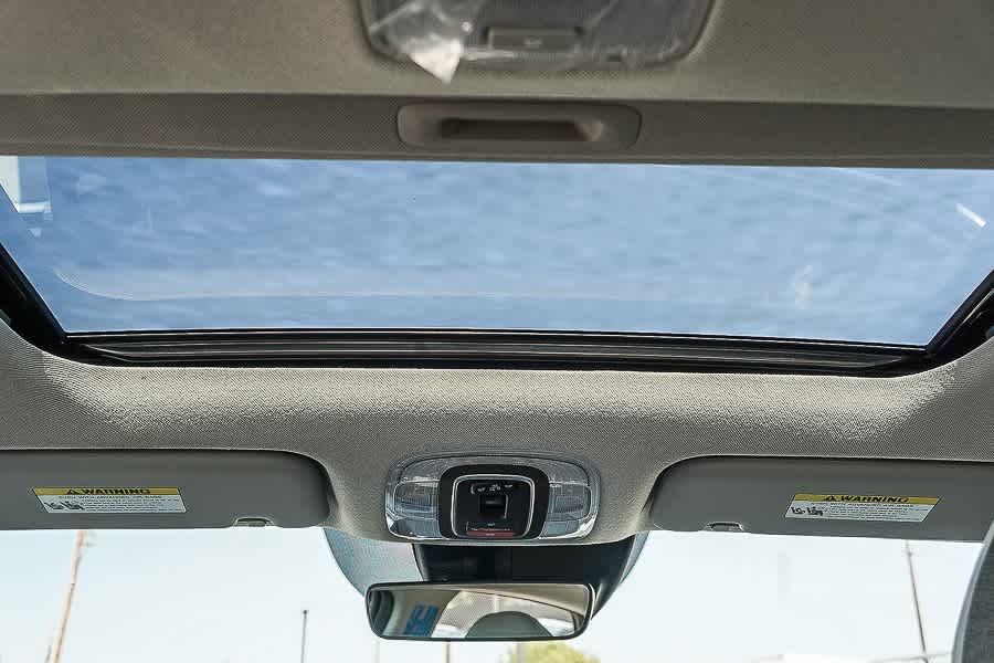 Thumbnail: 2025 Hyundai Elantra - 23