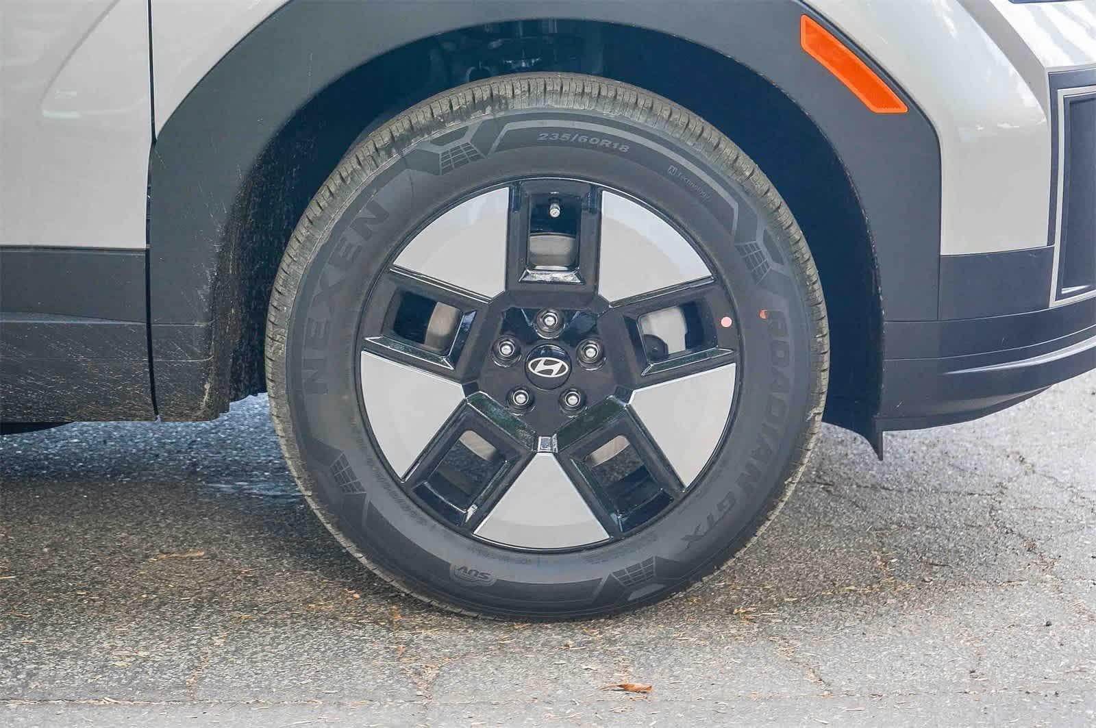 Thumbnail: 2026 Hyundai Santa Fe - 4