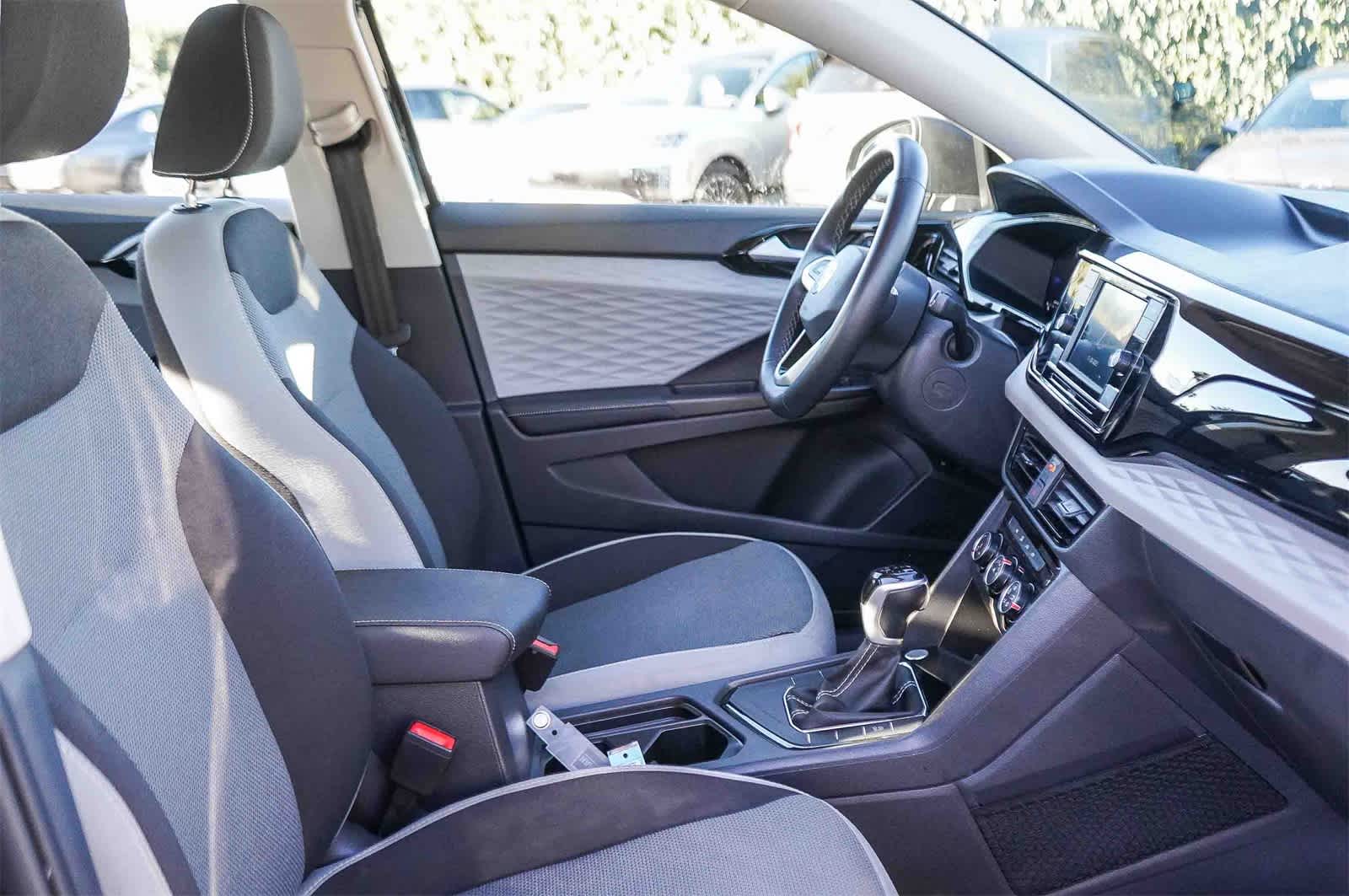 Thumbnail: 2024 Volkswagen Taos - 16