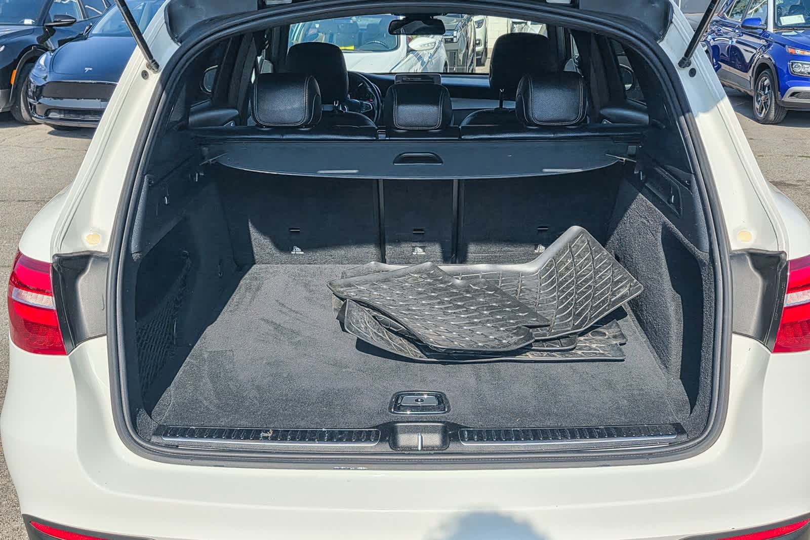 Thumbnail: 2019 Mercedes-Benz GLC - 23