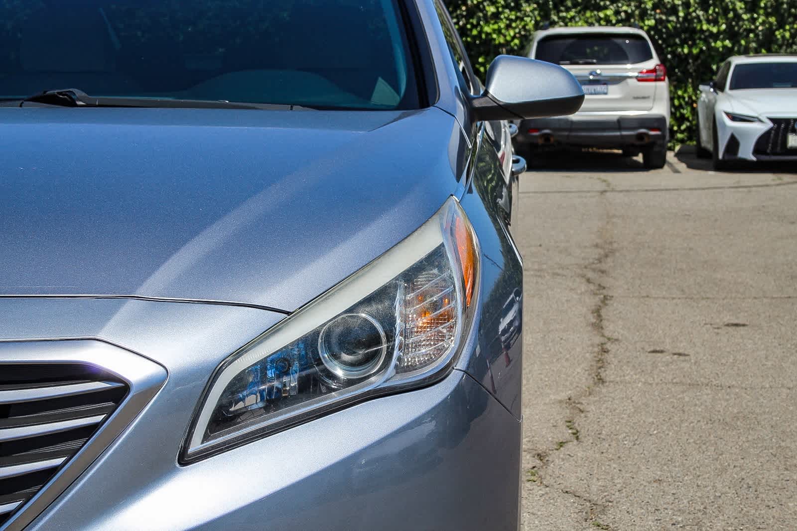 Thumbnail: 2015 Hyundai Sonata - 10