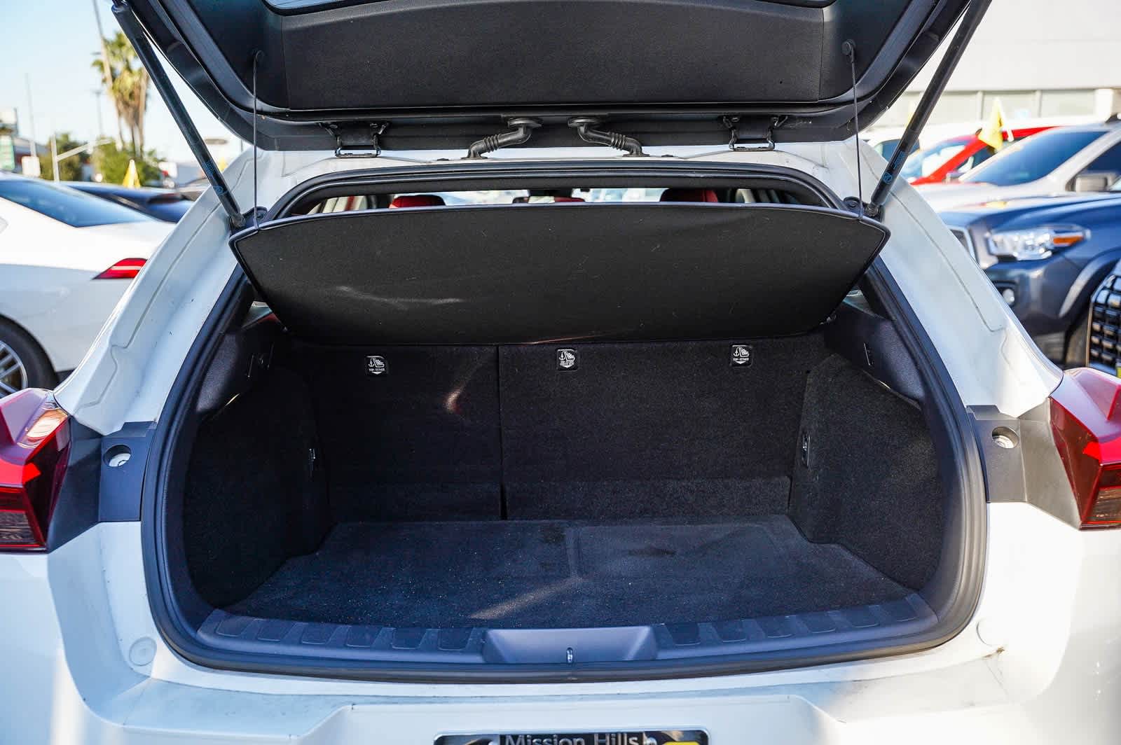 Thumbnail: 2021 Lexus UX - 25