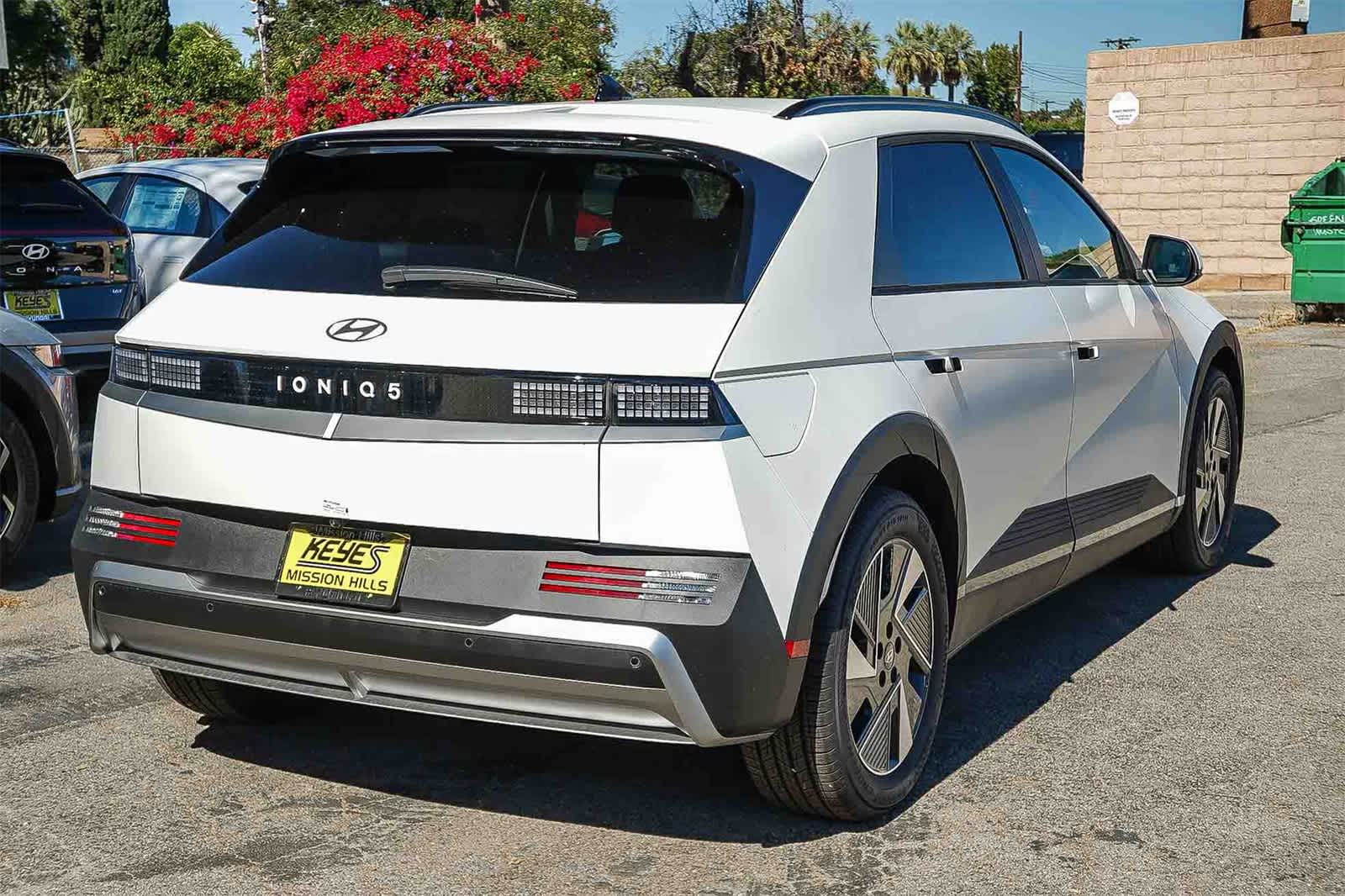 Thumbnail: 2025 Hyundai Ioniq 5 - 4