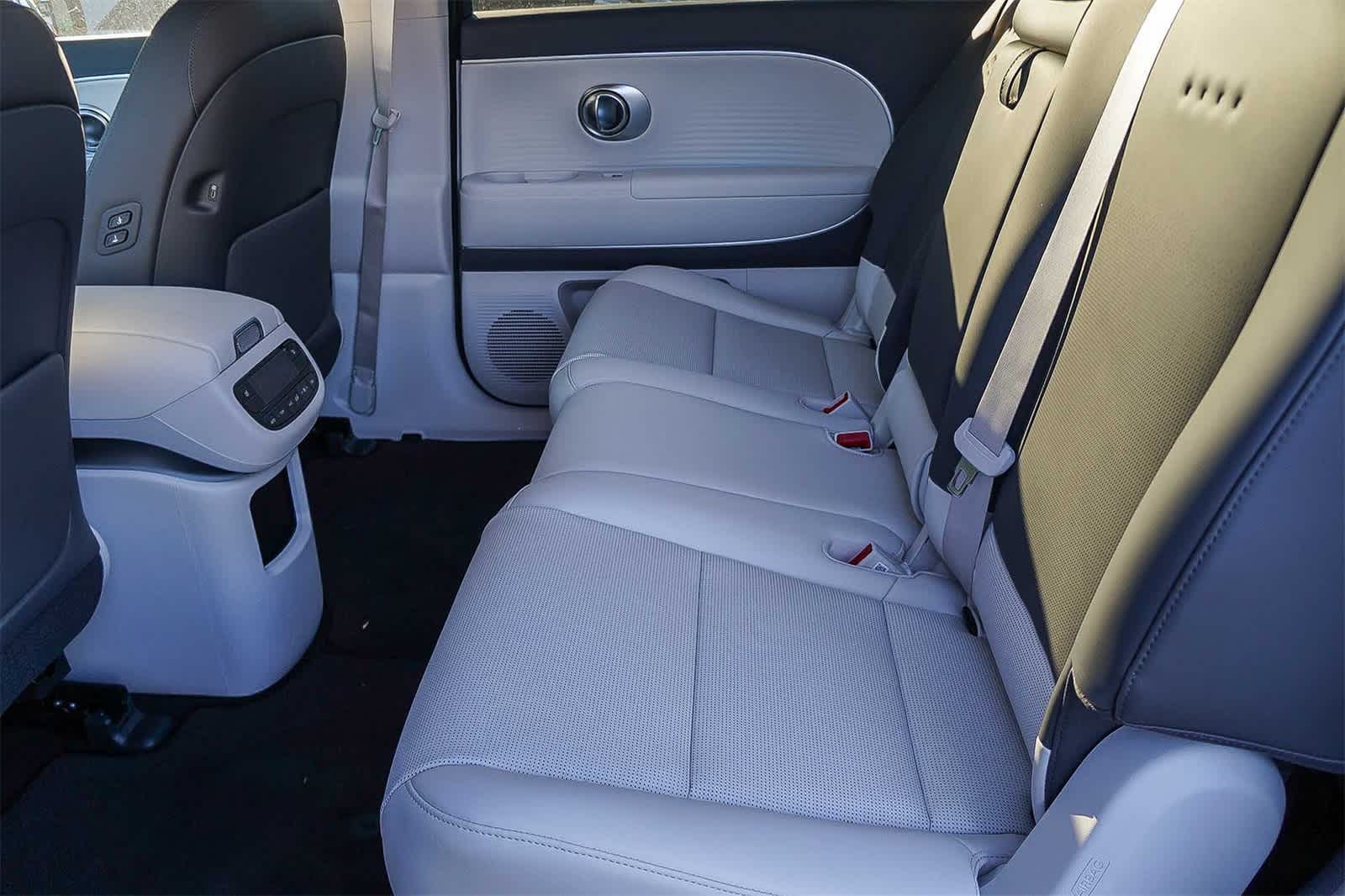 Thumbnail: 2026 Hyundai Ioniq - 18