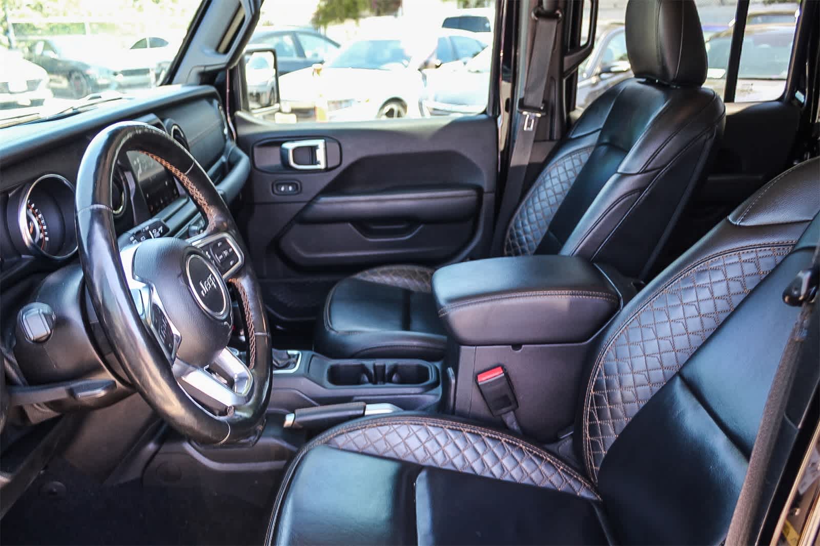 Thumbnail: 2021 Jeep Wrangler - 14