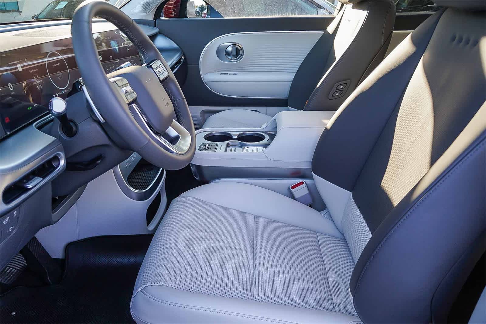 Thumbnail: 2026 Hyundai Ioniq - 17