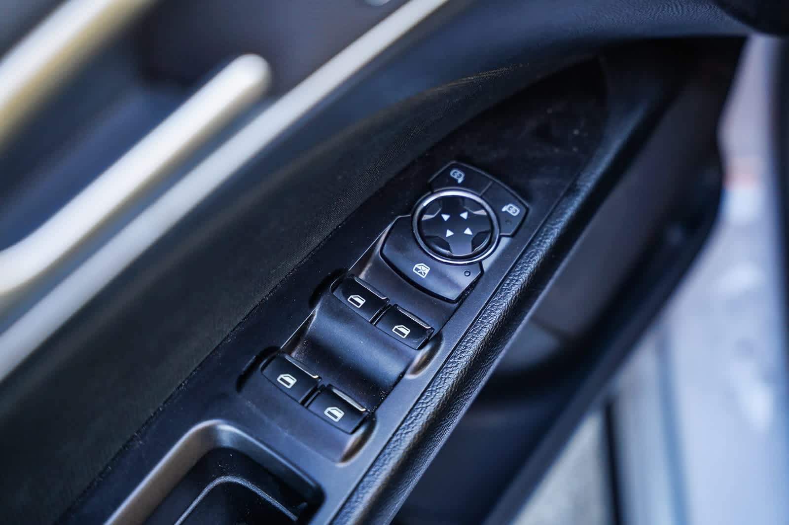 Thumbnail: 2017 Ford Fusion - 20