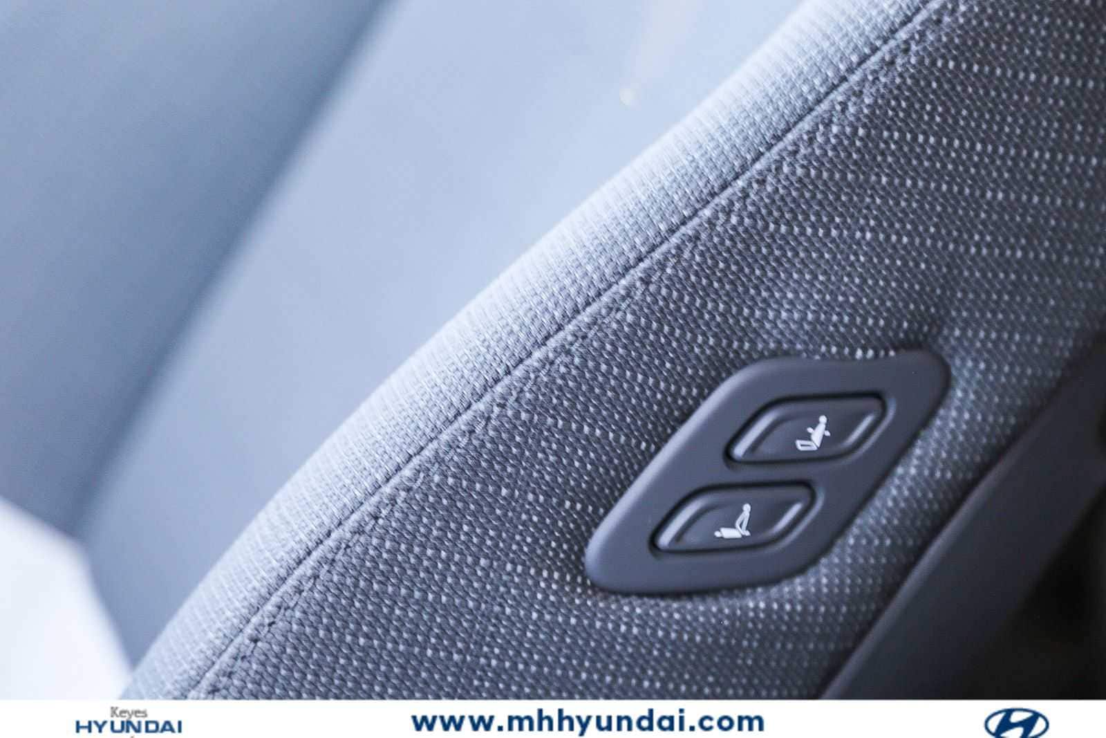 Thumbnail: 2026 Hyundai Ioniq - 26