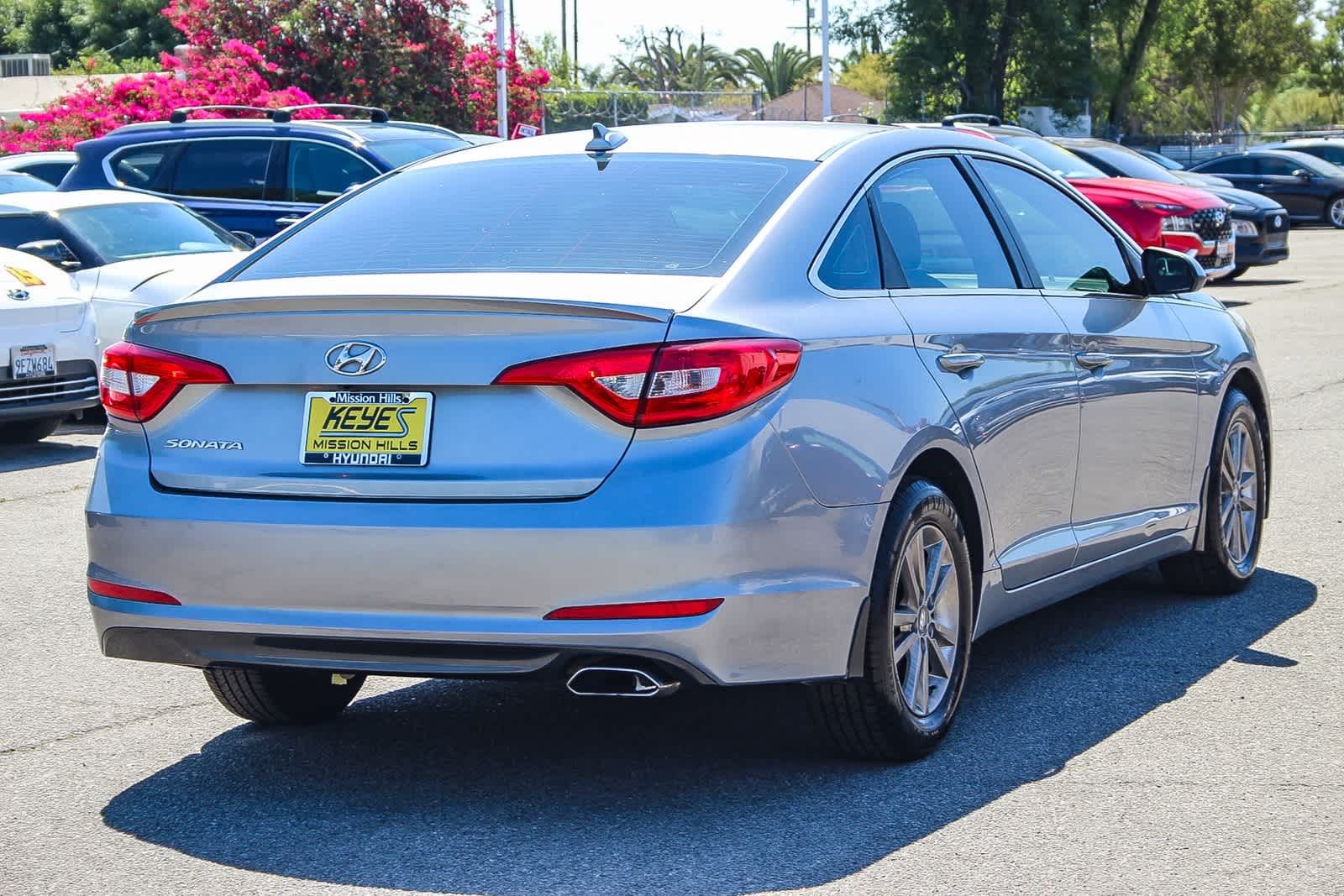 Thumbnail: 2015 Hyundai Sonata - 4