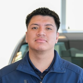Staff member Alex Gonzalez from ID_cf993ffd53d9