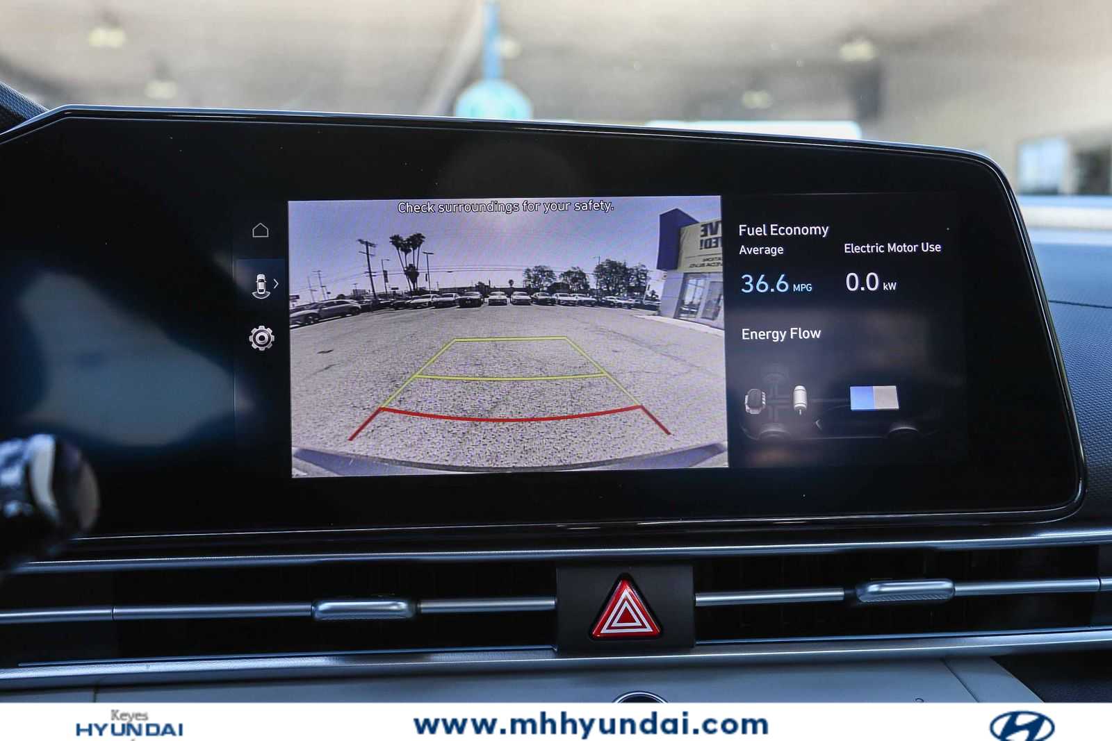 Thumbnail: 2025 Hyundai Elantra - 22