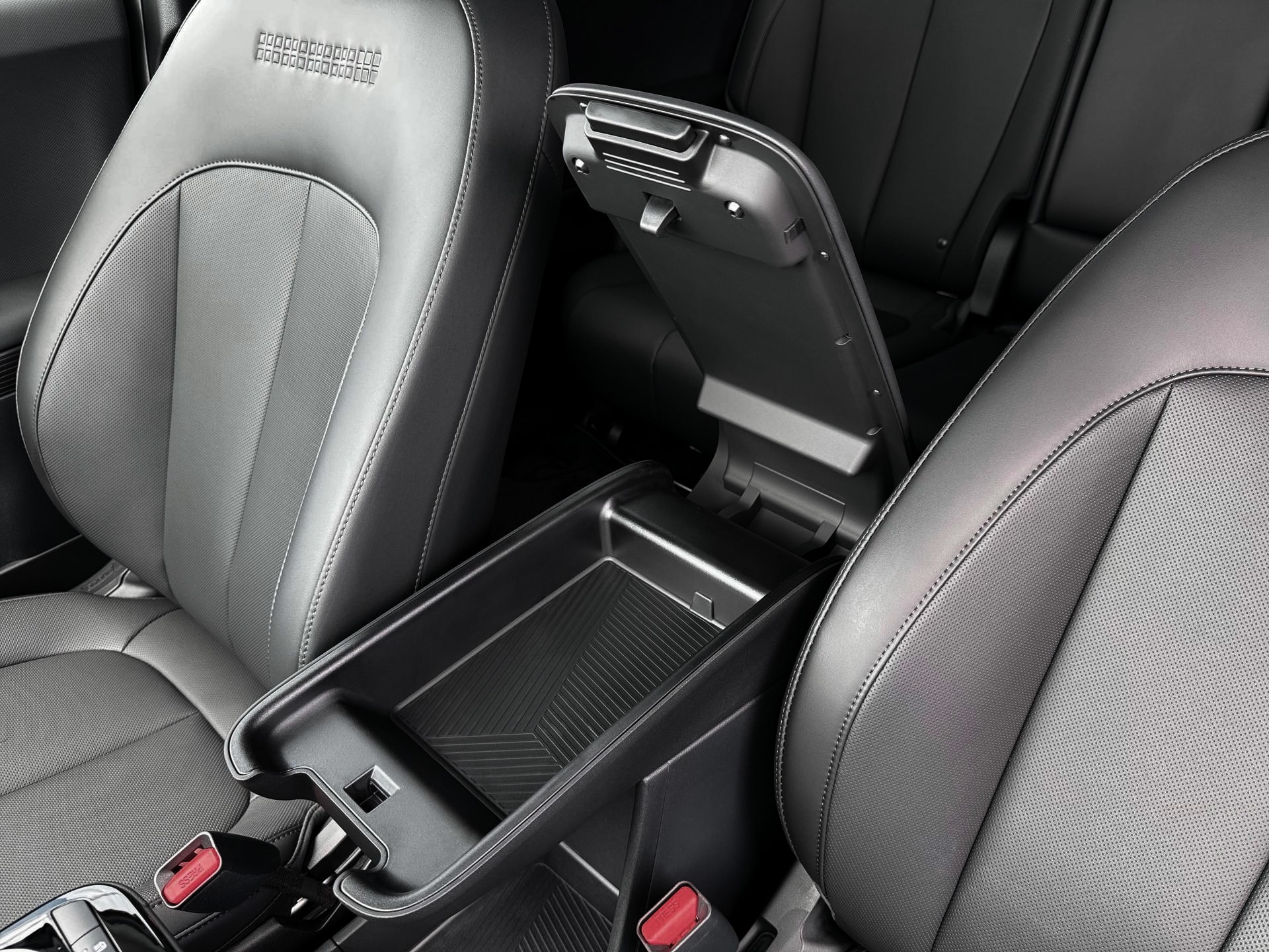 Thumbnail: 2025 Hyundai Ioniq 5 - 18