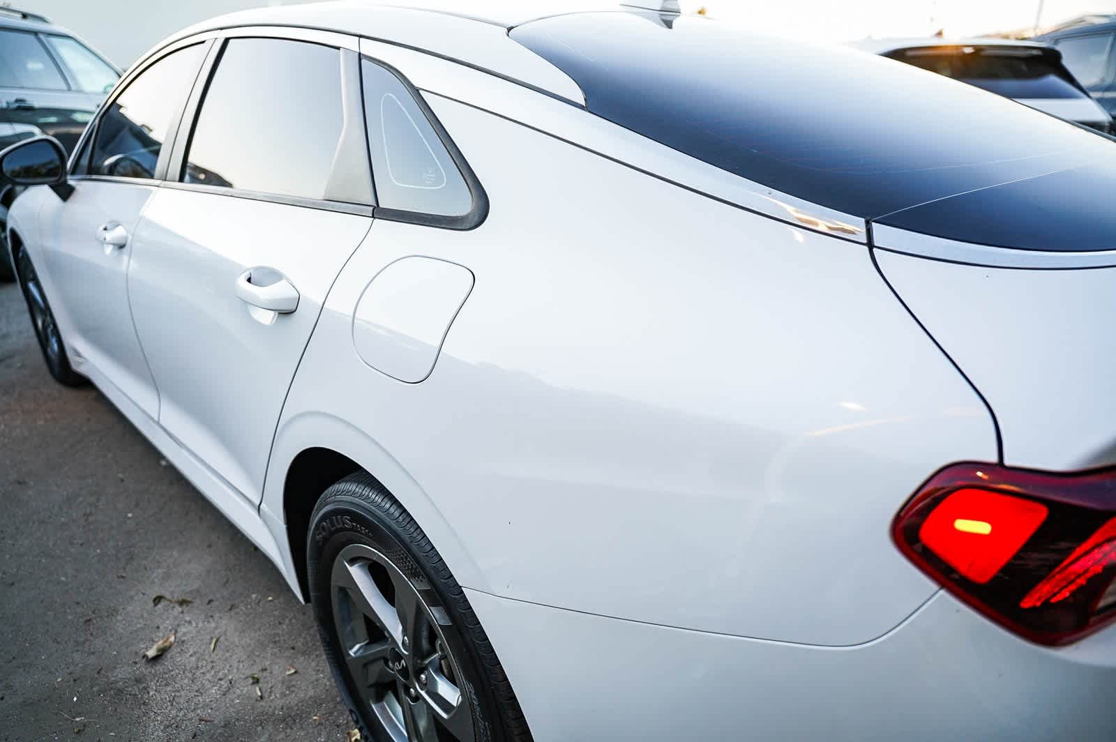 Thumbnail: 2022 Kia K5 - 4