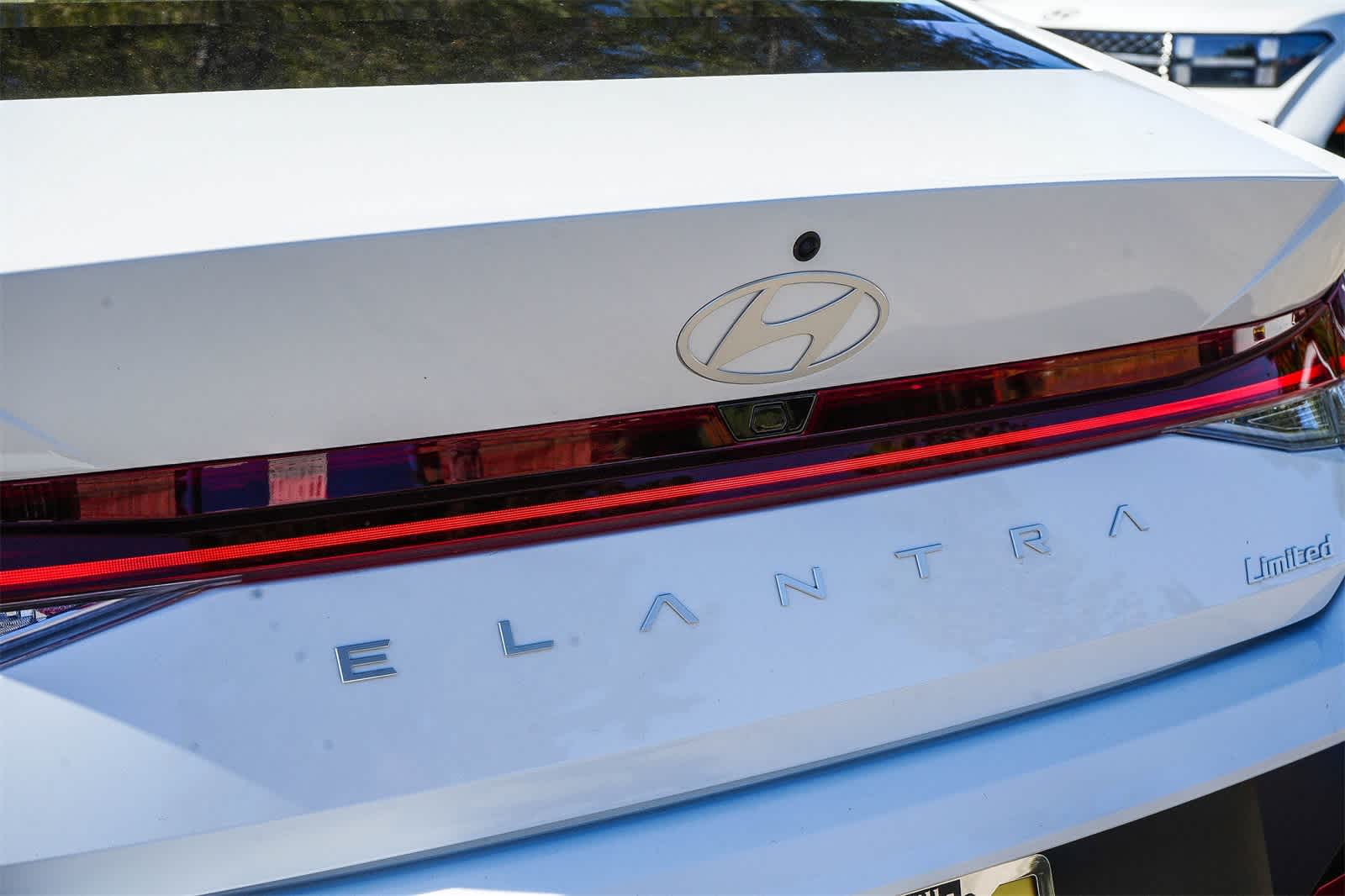 Thumbnail: 2025 Hyundai Elantra - 12