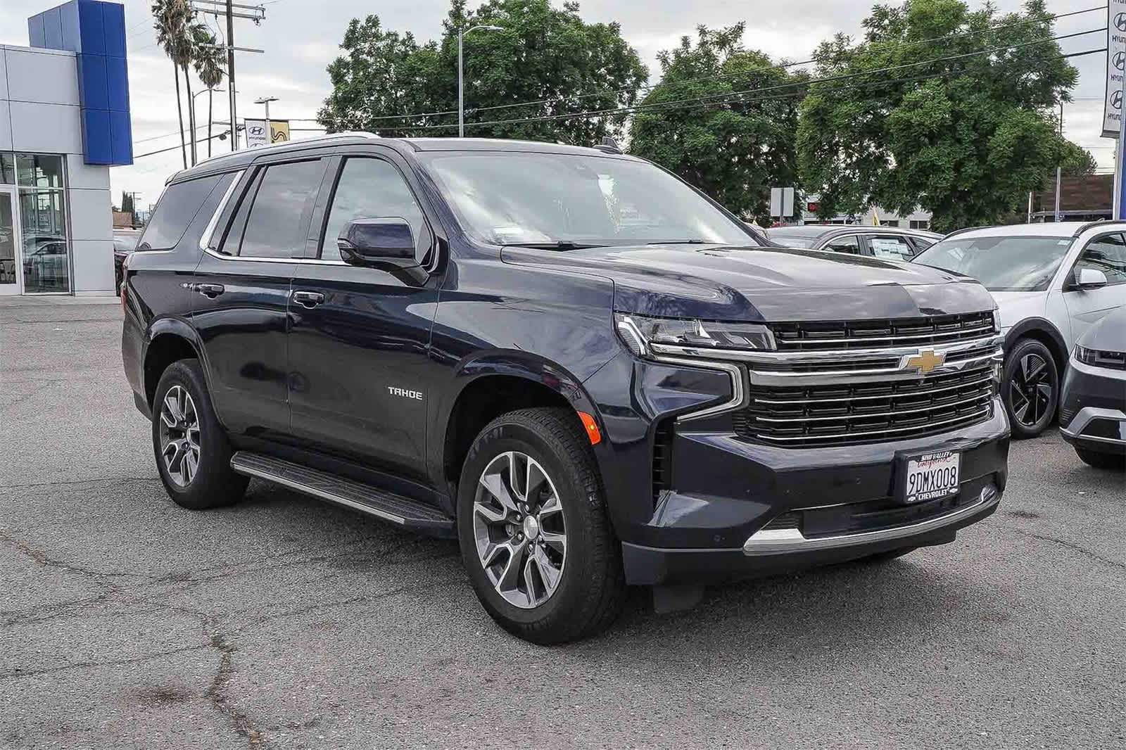 Thumbnail: 2022 Chevrolet Tahoe - 3