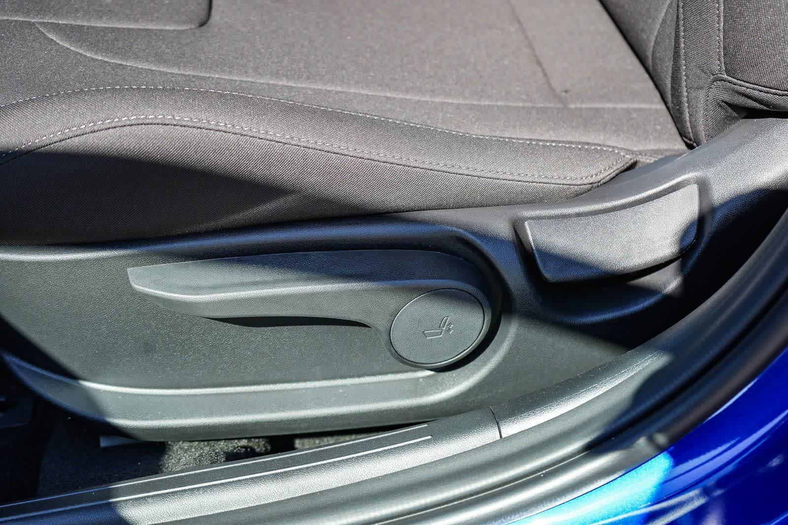 Thumbnail: 2025 Hyundai Elantra - 25