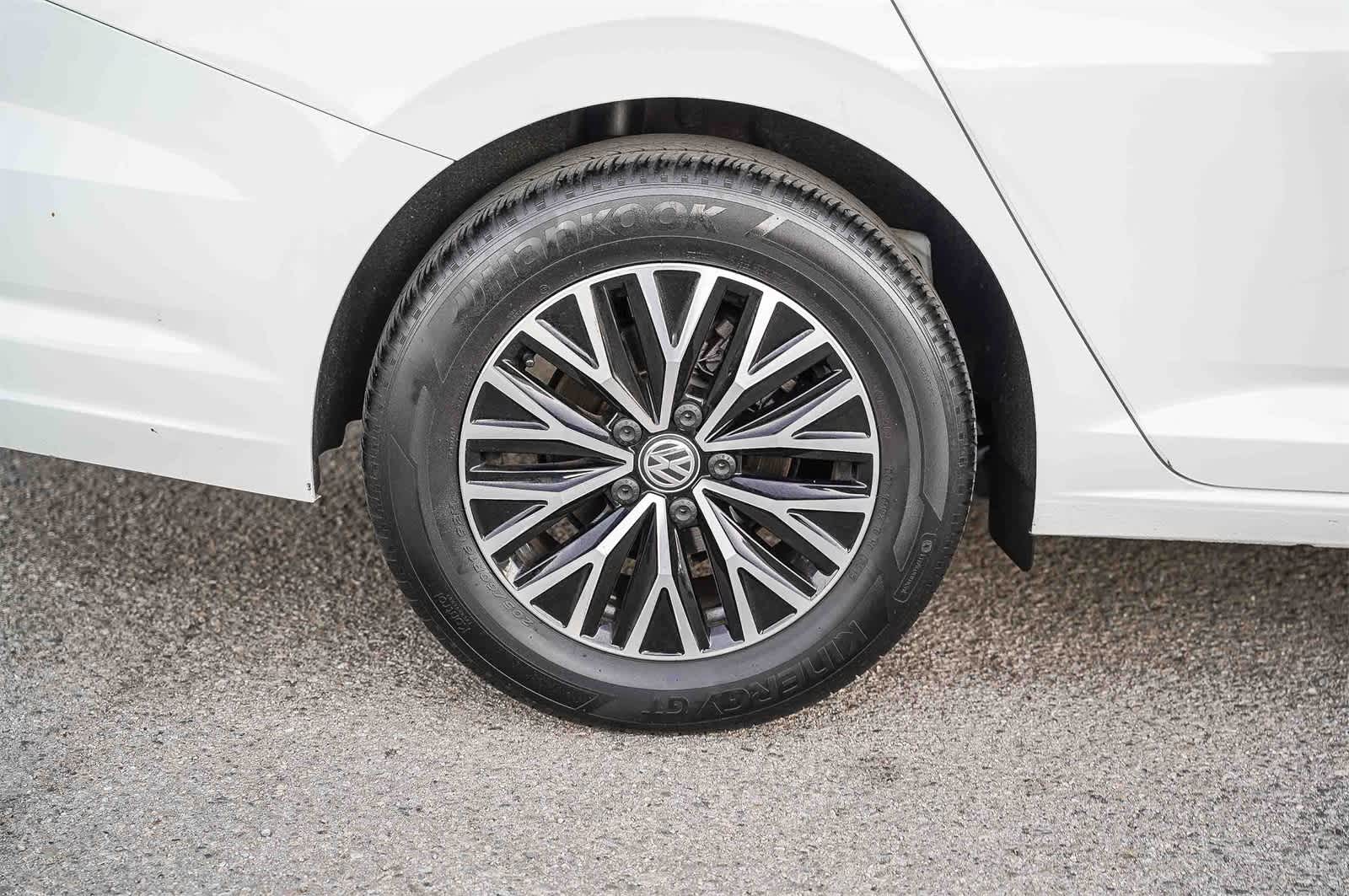 Thumbnail: 2019 Volkswagen Jetta - 7