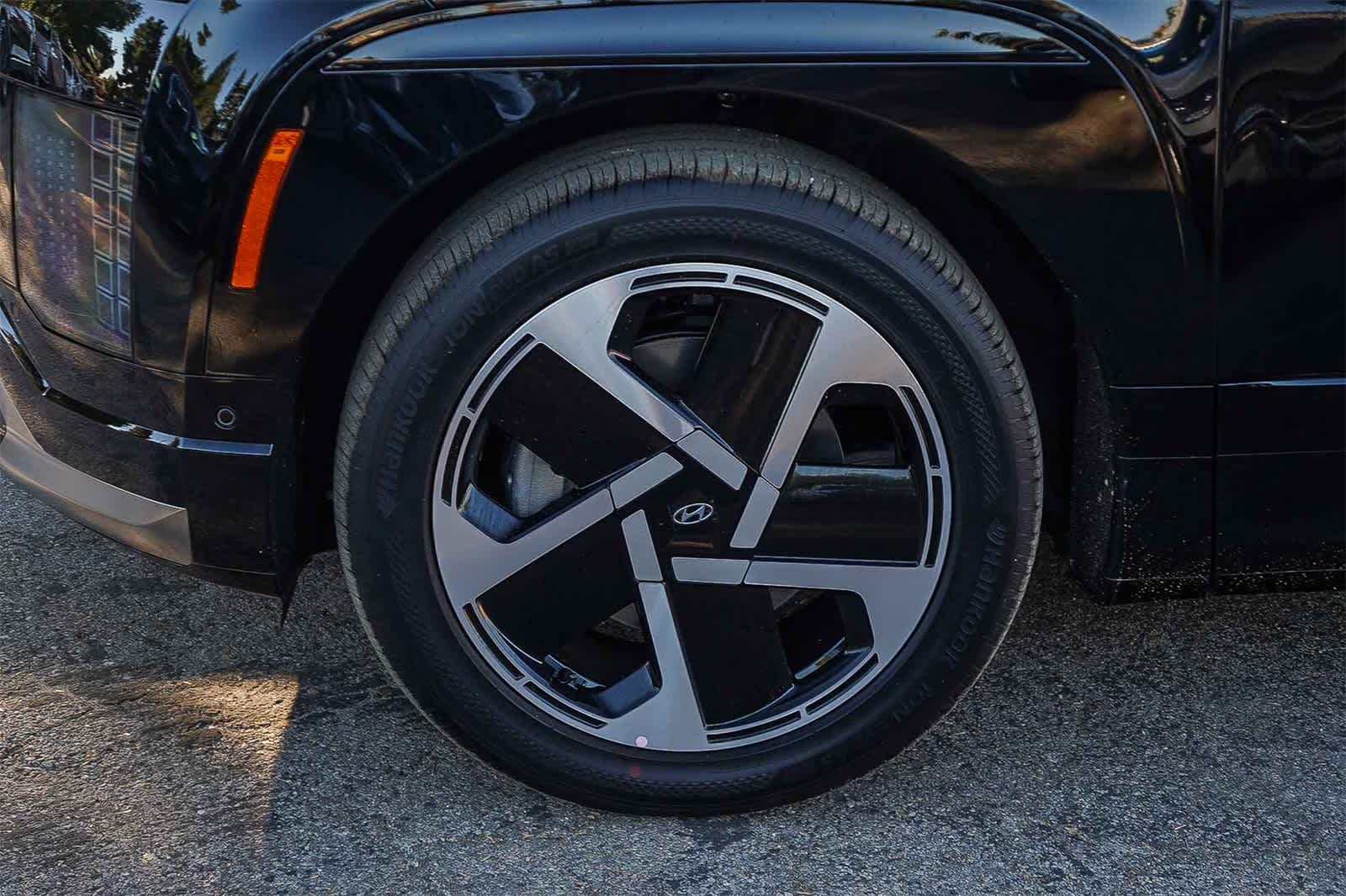 Thumbnail: 2026 Hyundai Ioniq - 10