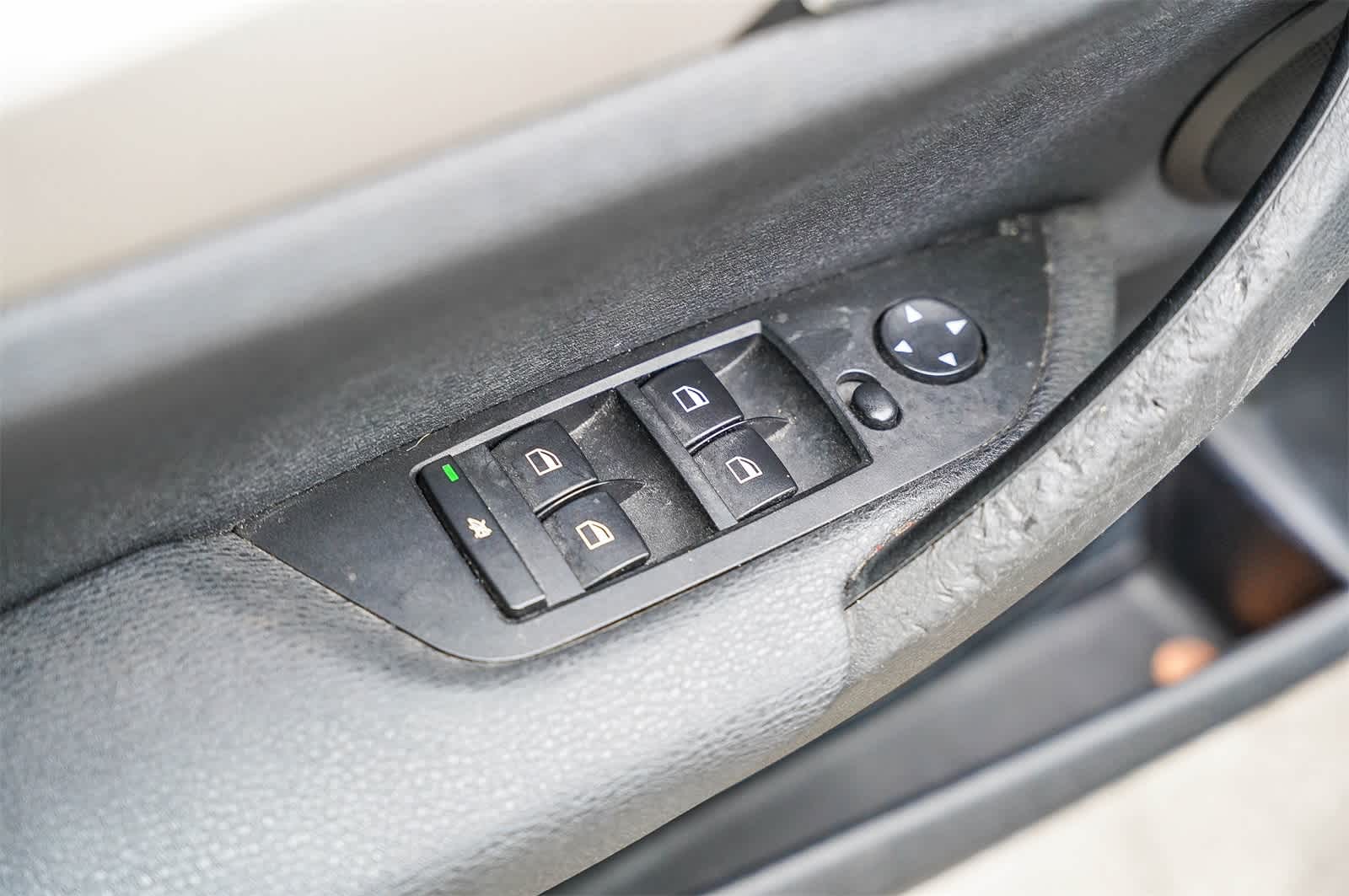 Thumbnail: 2015 BMW X1 - 19