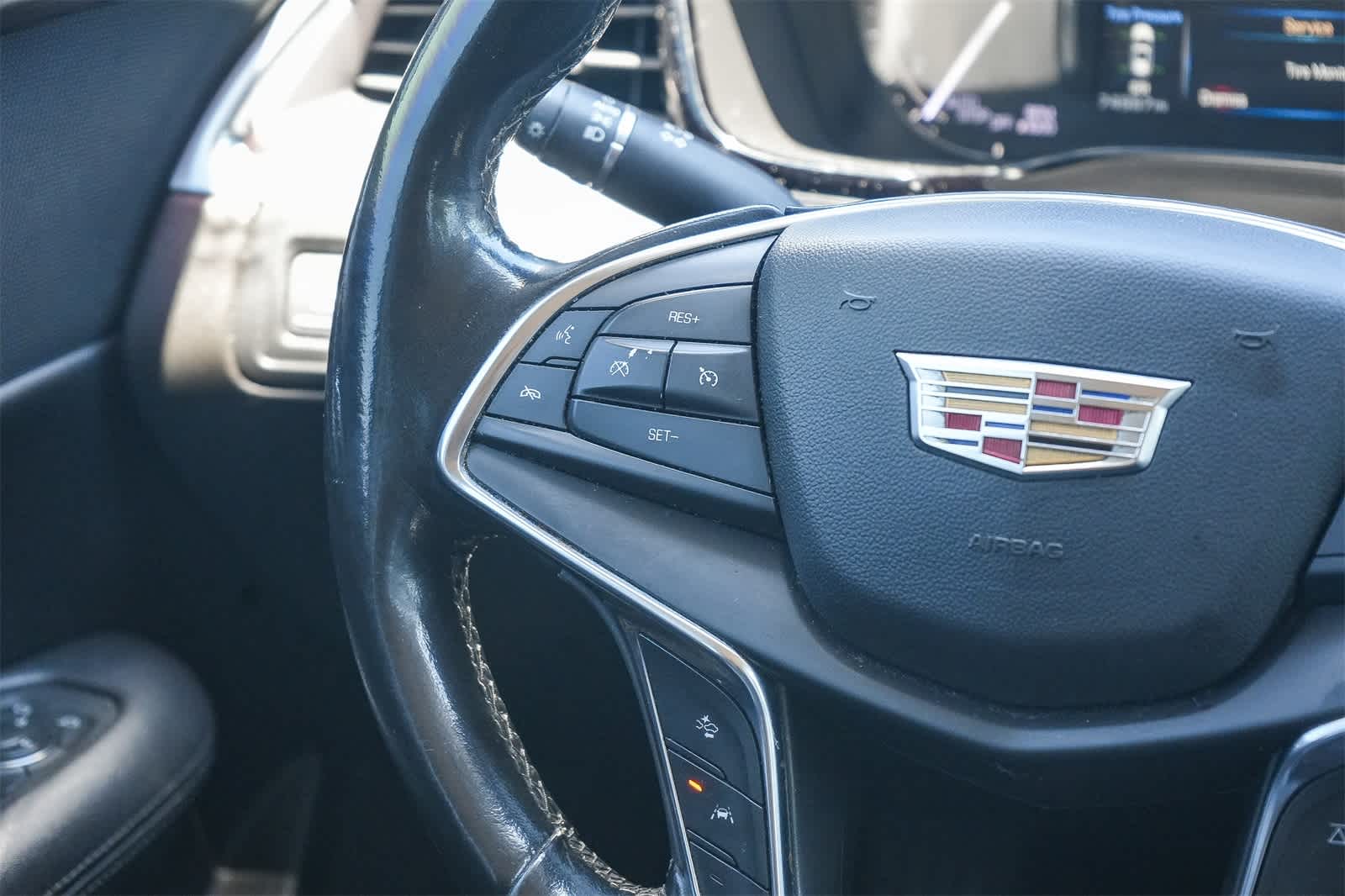 Thumbnail: 2019 Cadillac XT5 - 19