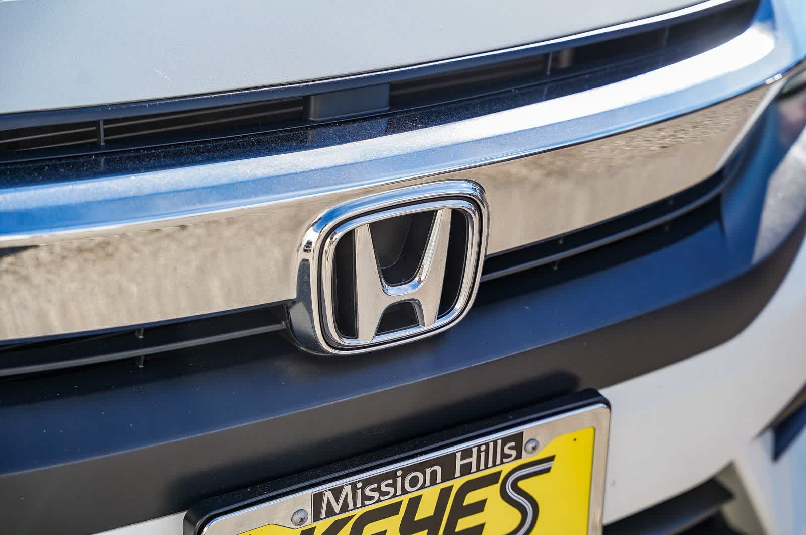 Thumbnail: 2016 Honda Civic - 3