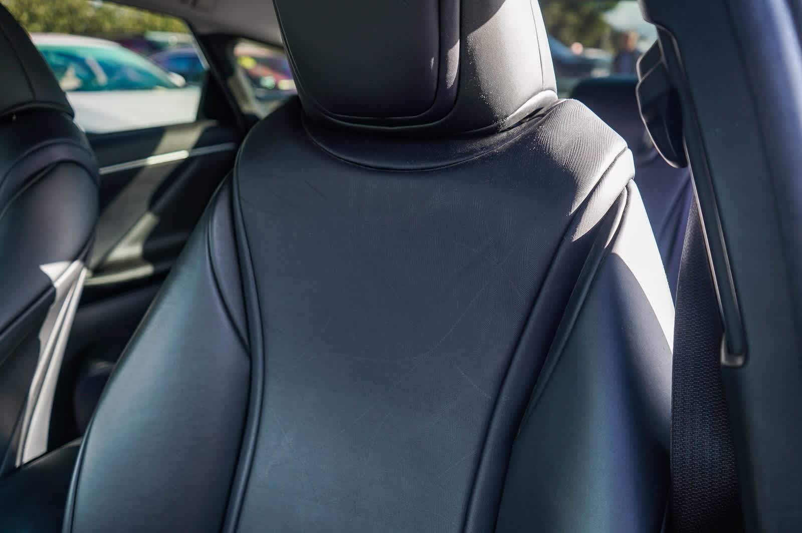 Thumbnail: 2017 Toyota Mirai - 25