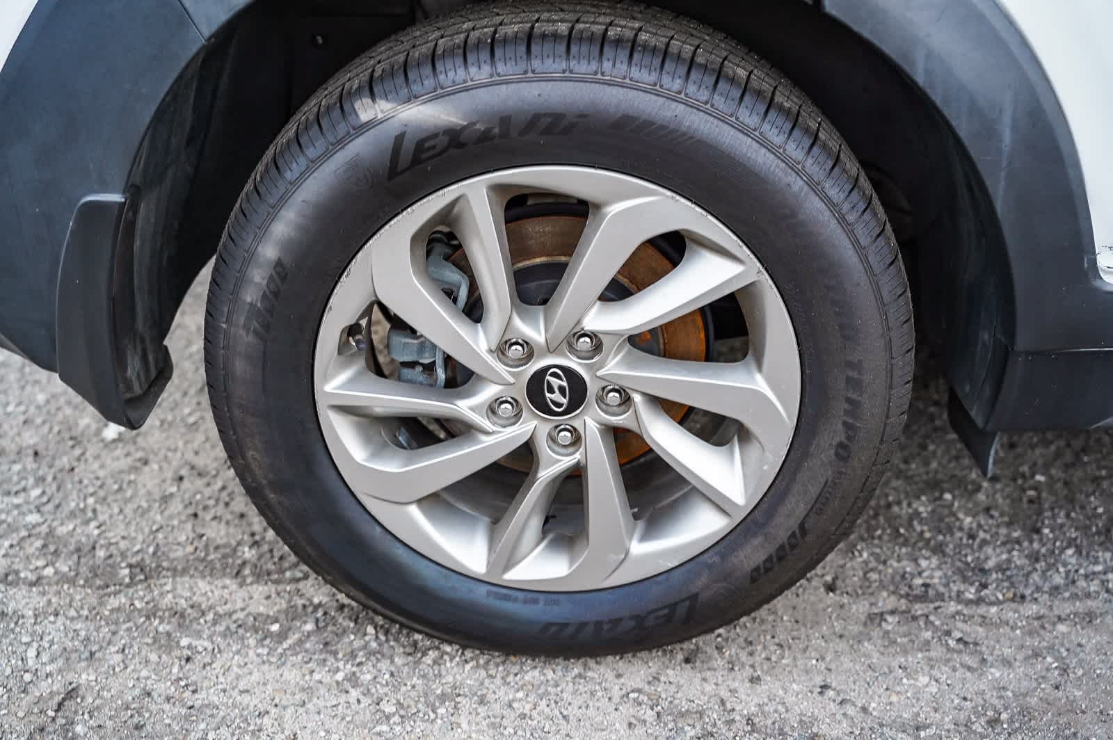 Thumbnail: 2016 Hyundai Tucson - 7