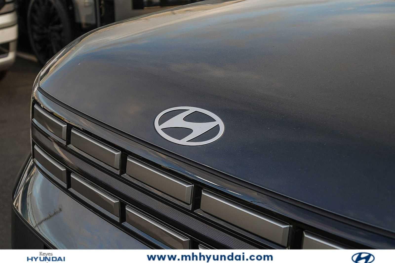 Thumbnail: 2026 Hyundai Santa Fe - 9