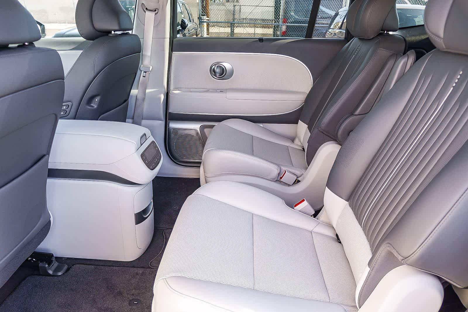 Thumbnail: 2026 Hyundai Ioniq - 24