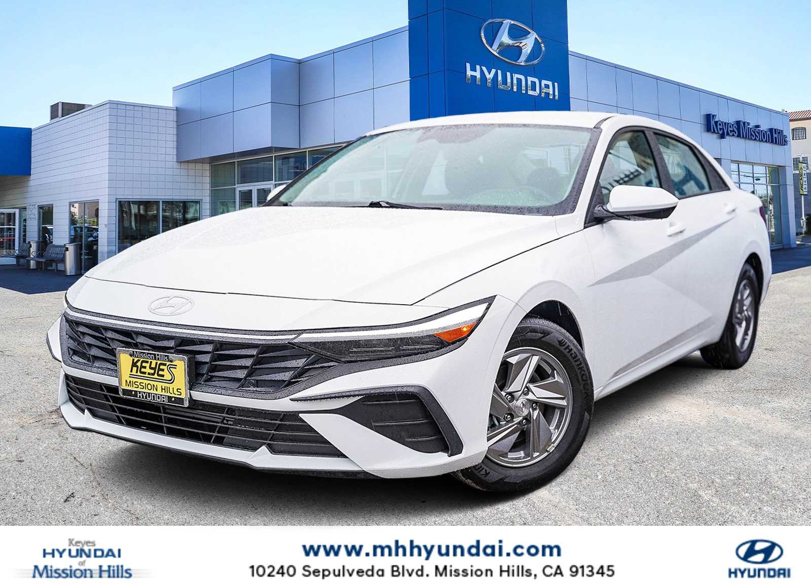 2025 Hyundai Elantra SE's photo