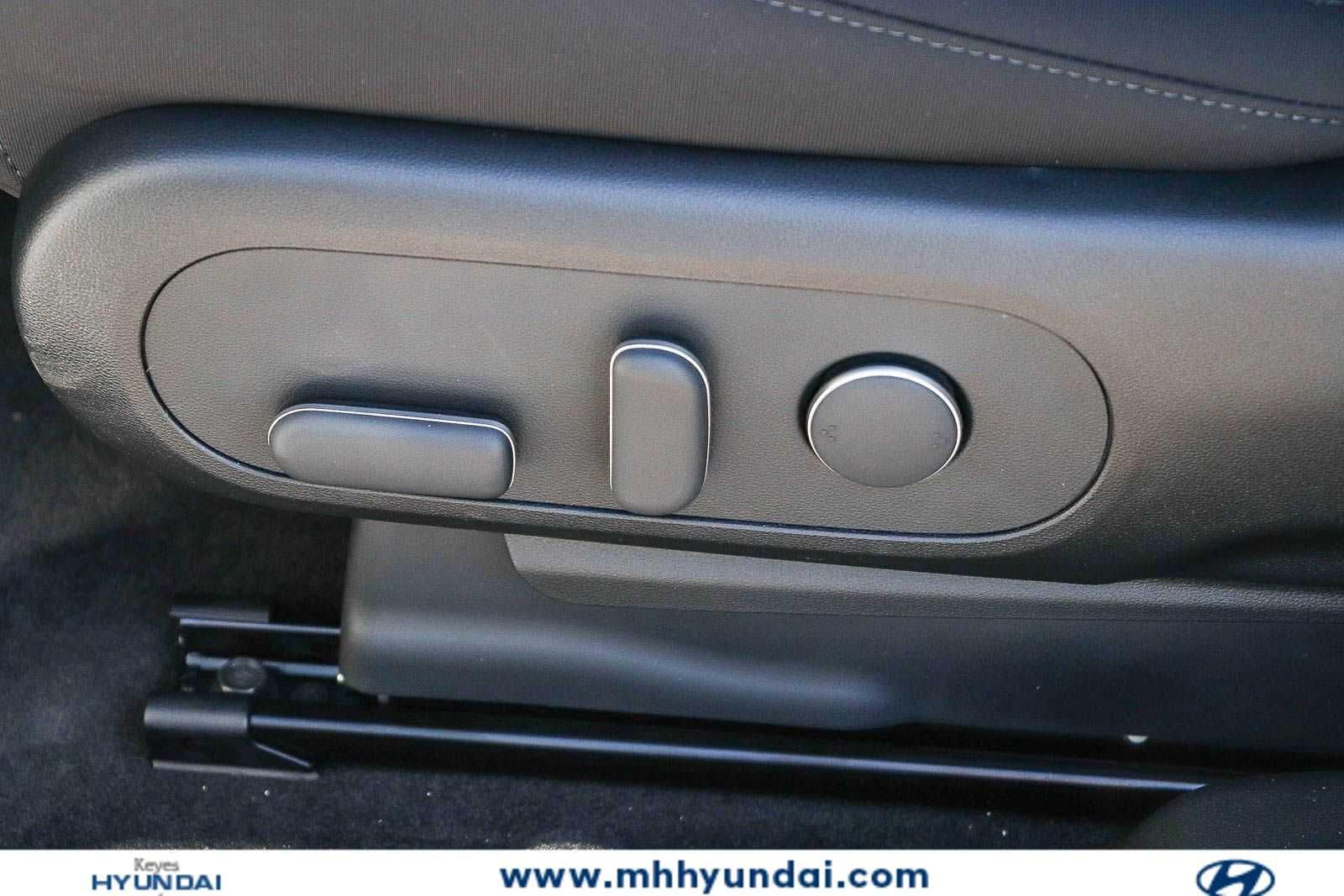 Thumbnail: 2026 Hyundai Ioniq 5 - 21