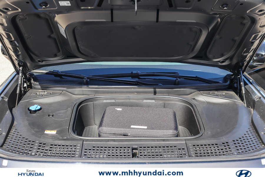 2026 Hyundai IONIQ 9 SE - Photo 12