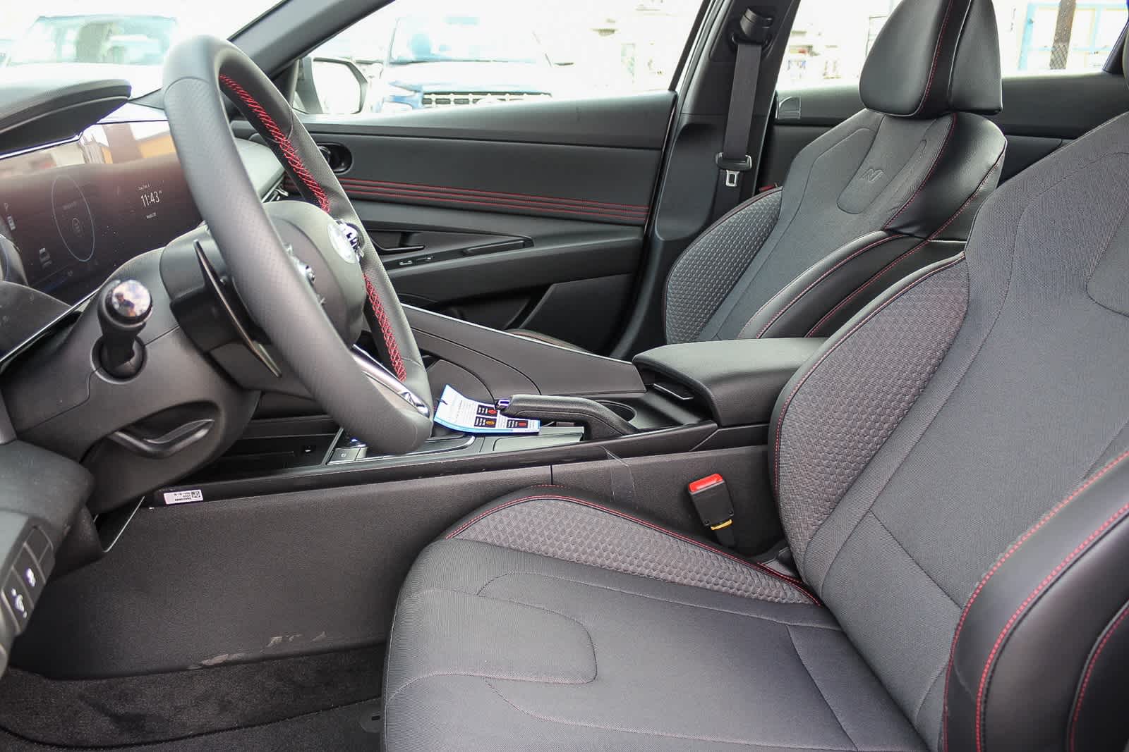 Thumbnail: 2025 Hyundai Elantra - 16