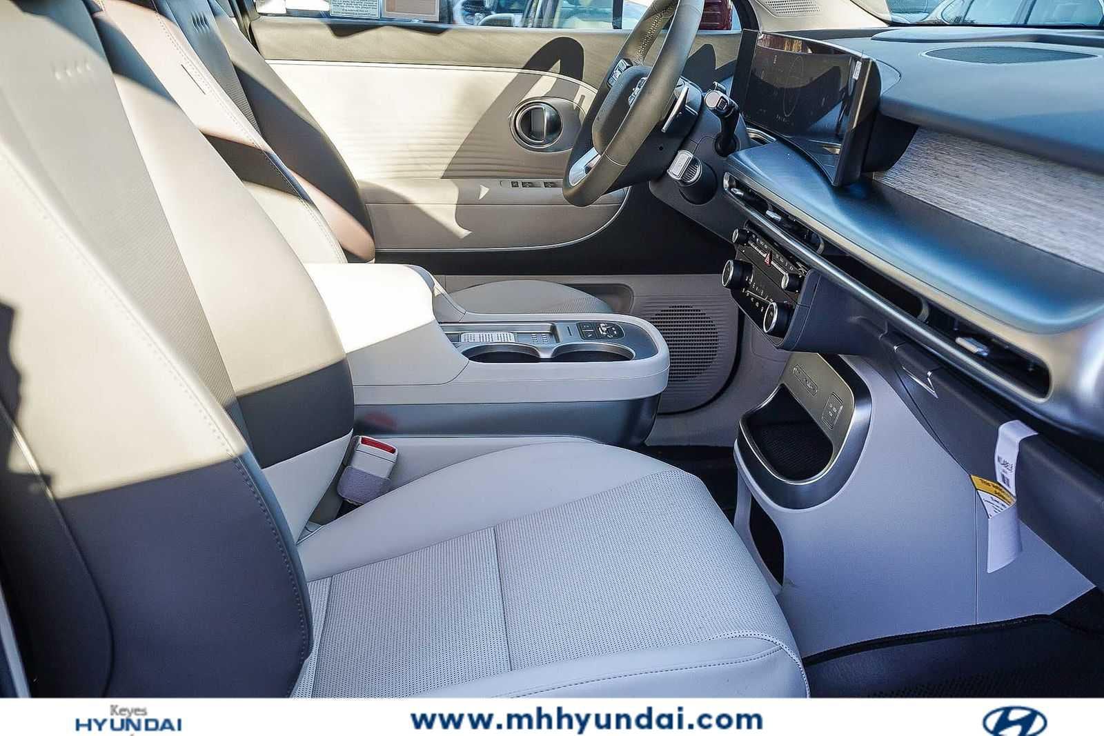 Thumbnail: 2026 Hyundai Ioniq - 16