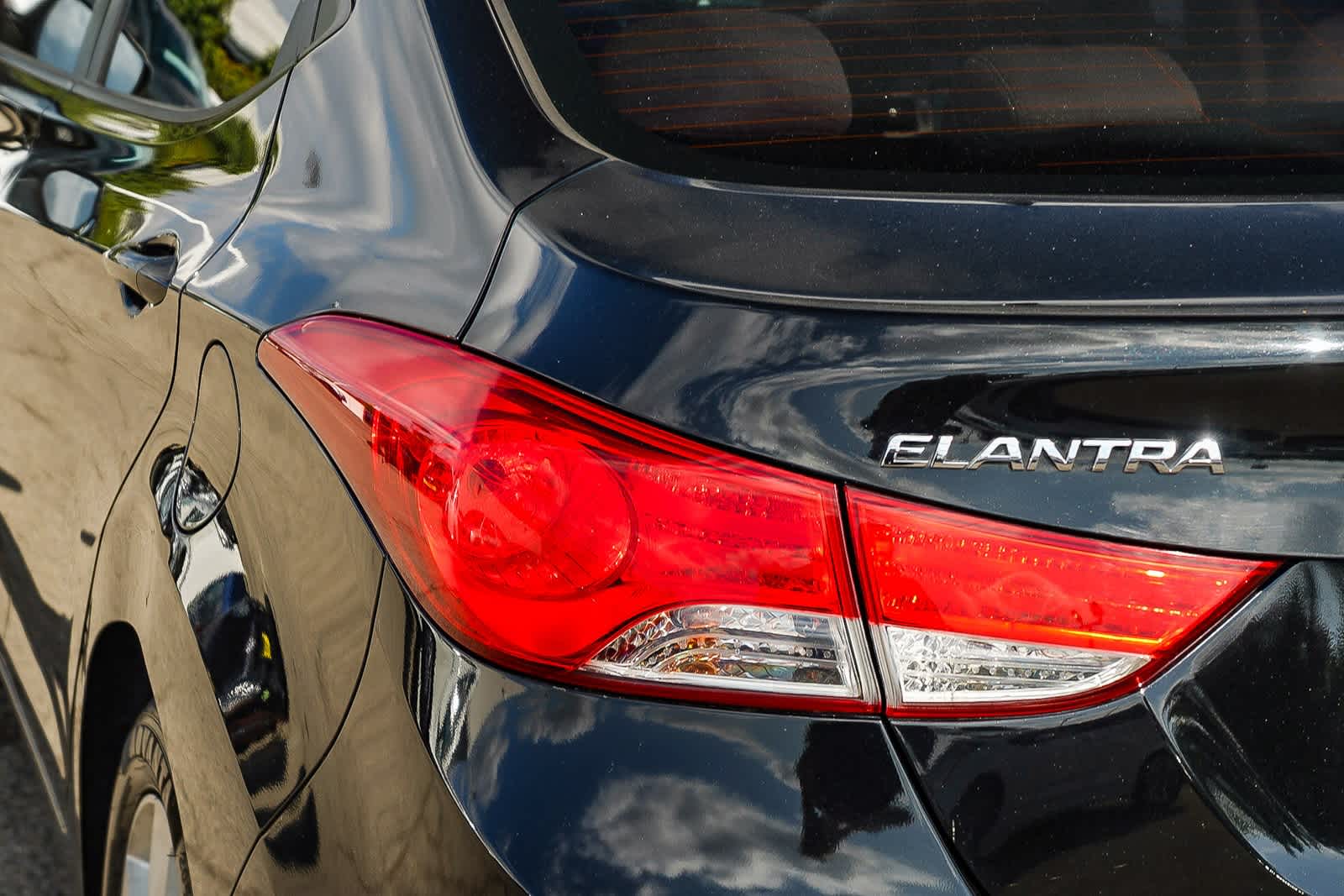 Thumbnail: 2011 Hyundai Elantra - 7