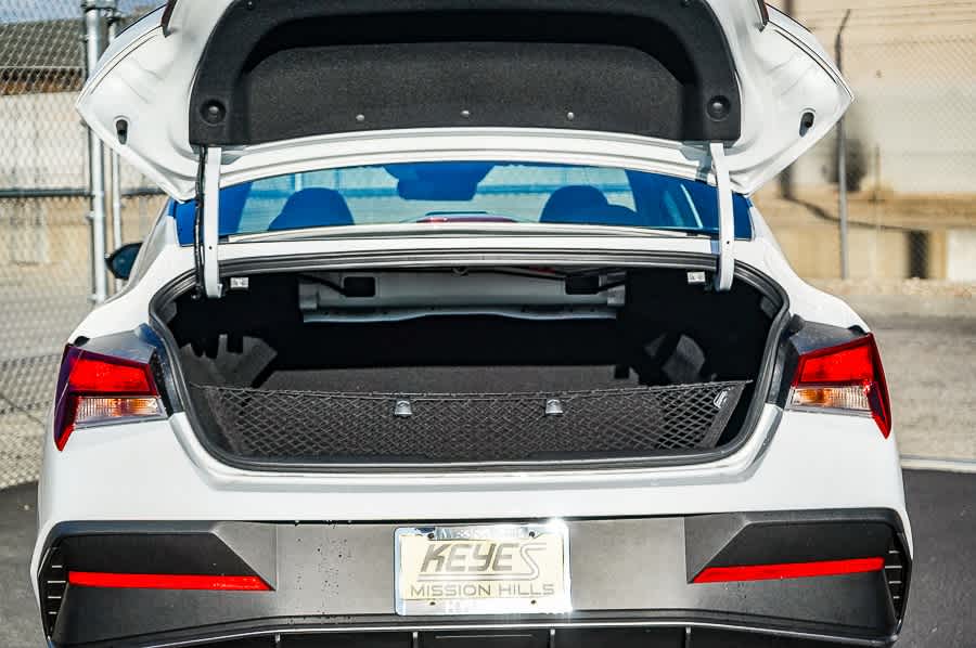 Thumbnail: 2025 Hyundai Elantra - 23