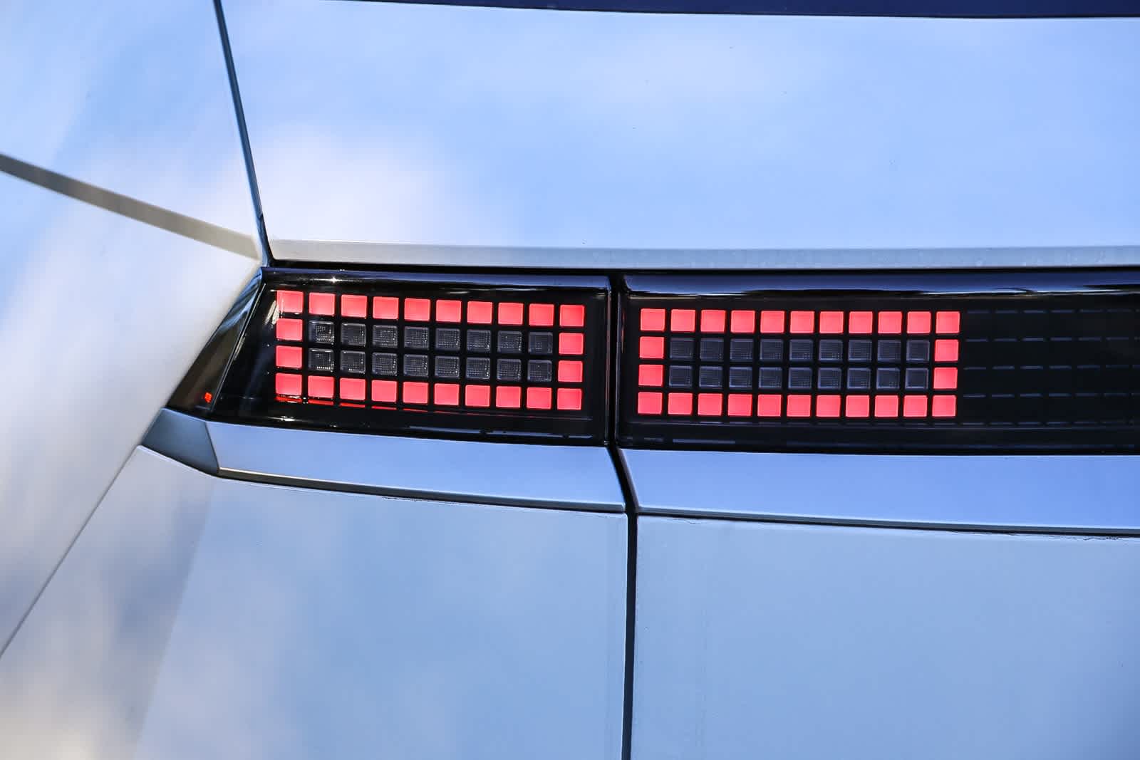 Thumbnail: 2025 Hyundai Ioniq 5 - 8