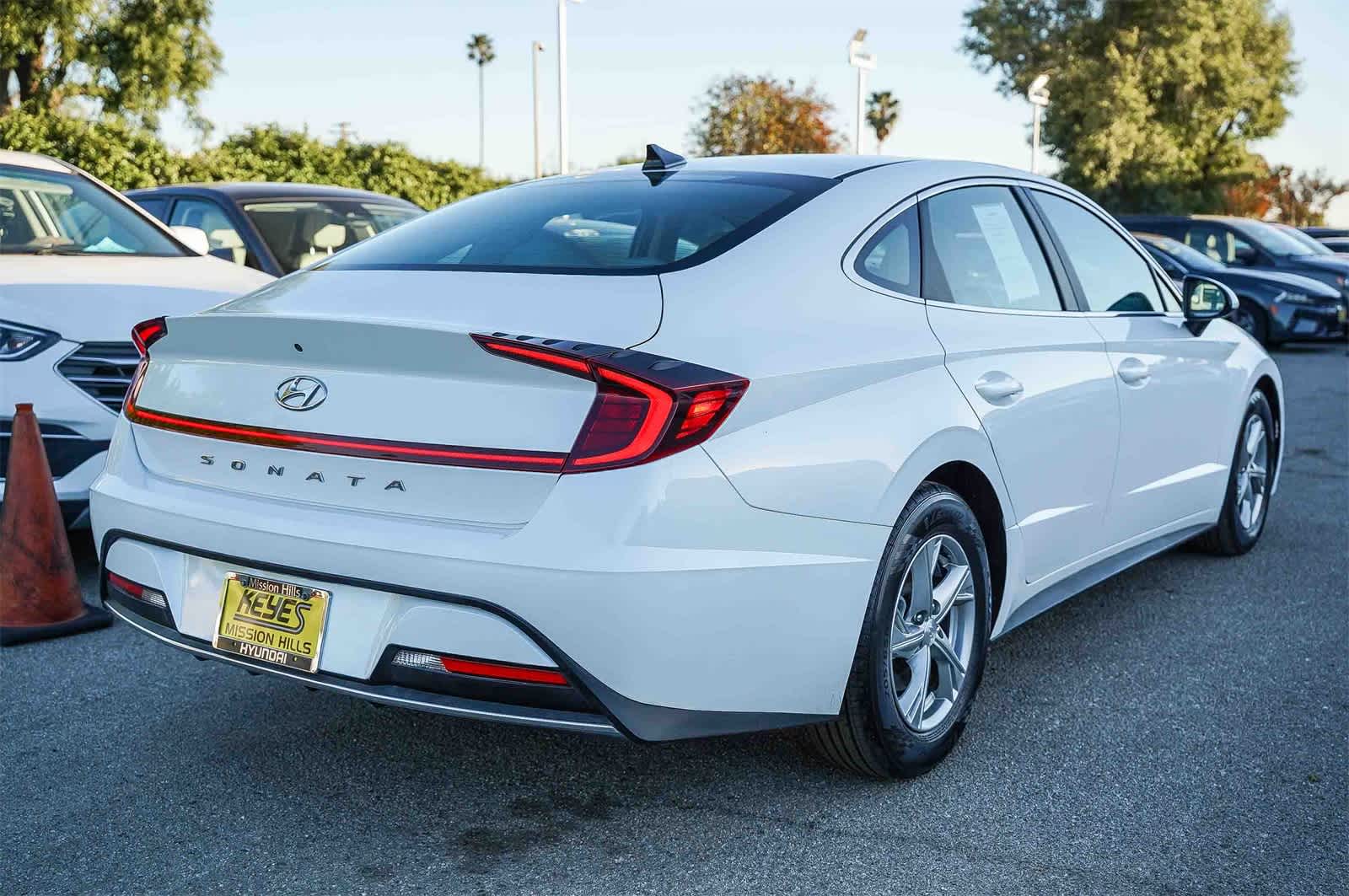 Thumbnail: 2021 Hyundai Sonata - 10