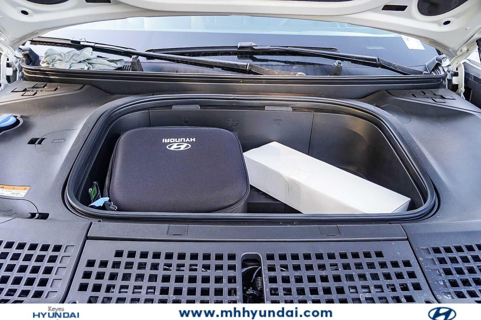 Thumbnail: 2026 Hyundai Ioniq - 12