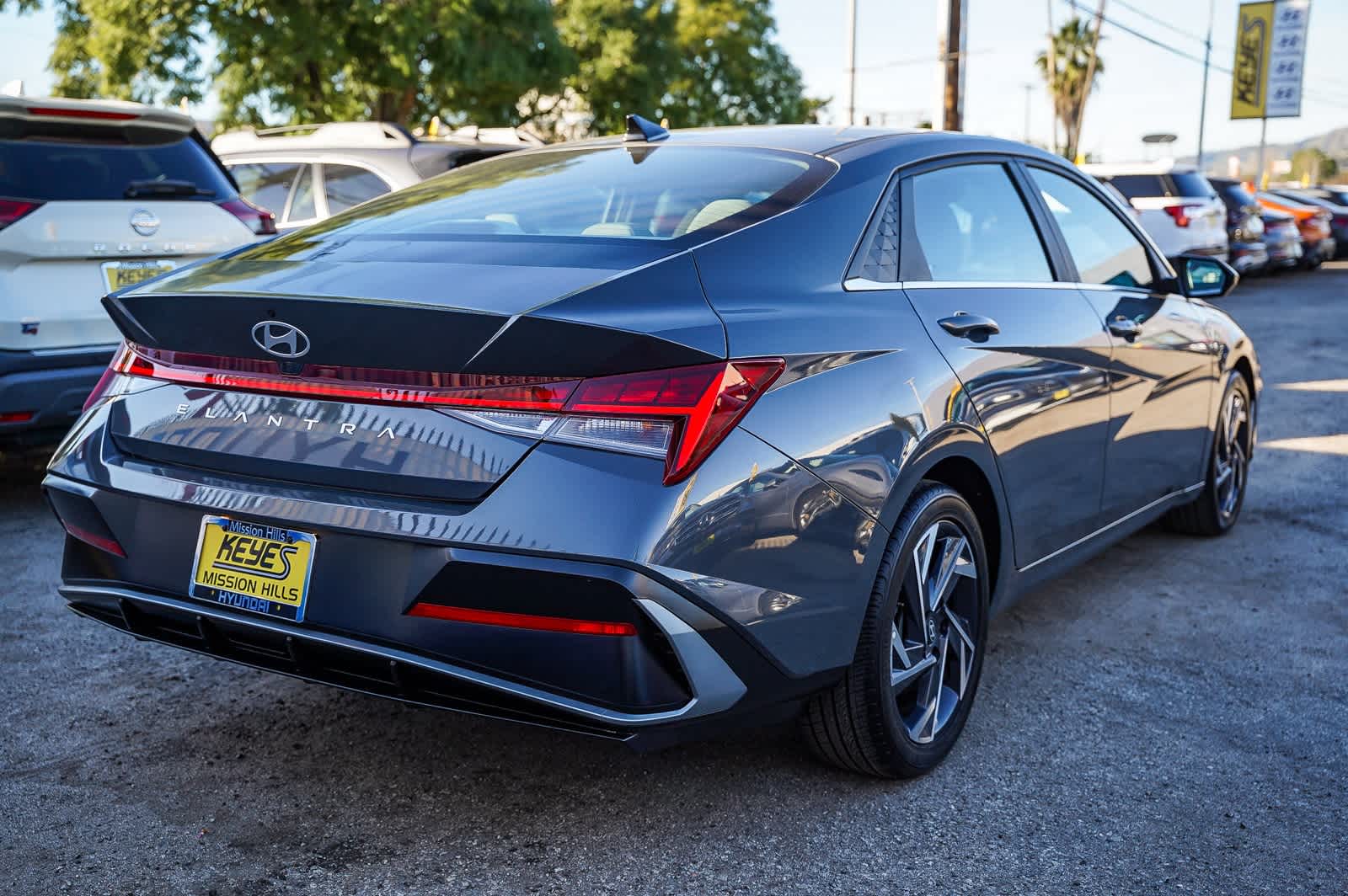 Thumbnail: 2024 Hyundai Elantra - 10