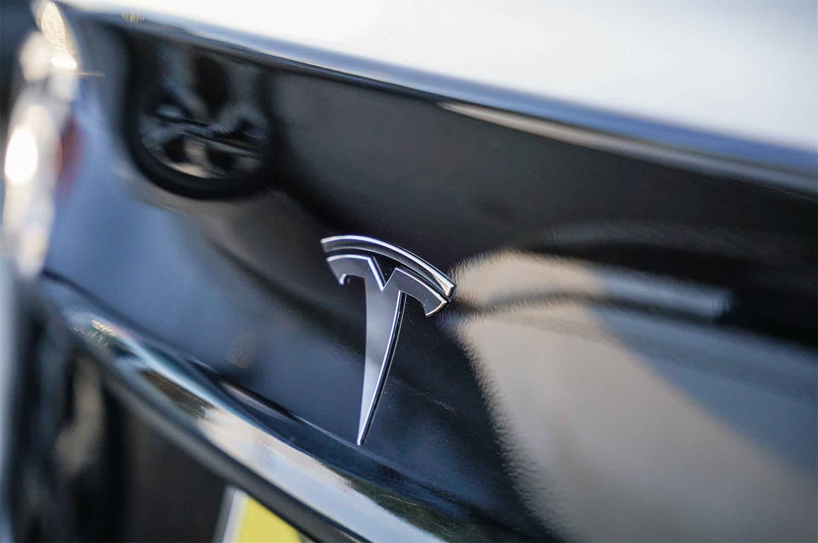 Thumbnail: 2022 Tesla Model 3 - 10